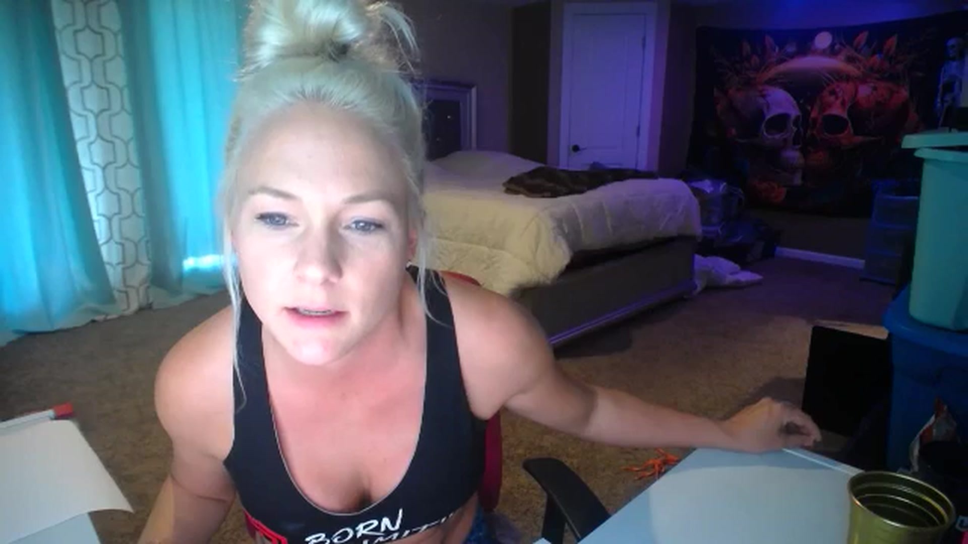Gallery image thumbnail from AshlynnStorm's myfreecams stream on, 11/18/2024, 22:04 image 8 of 20