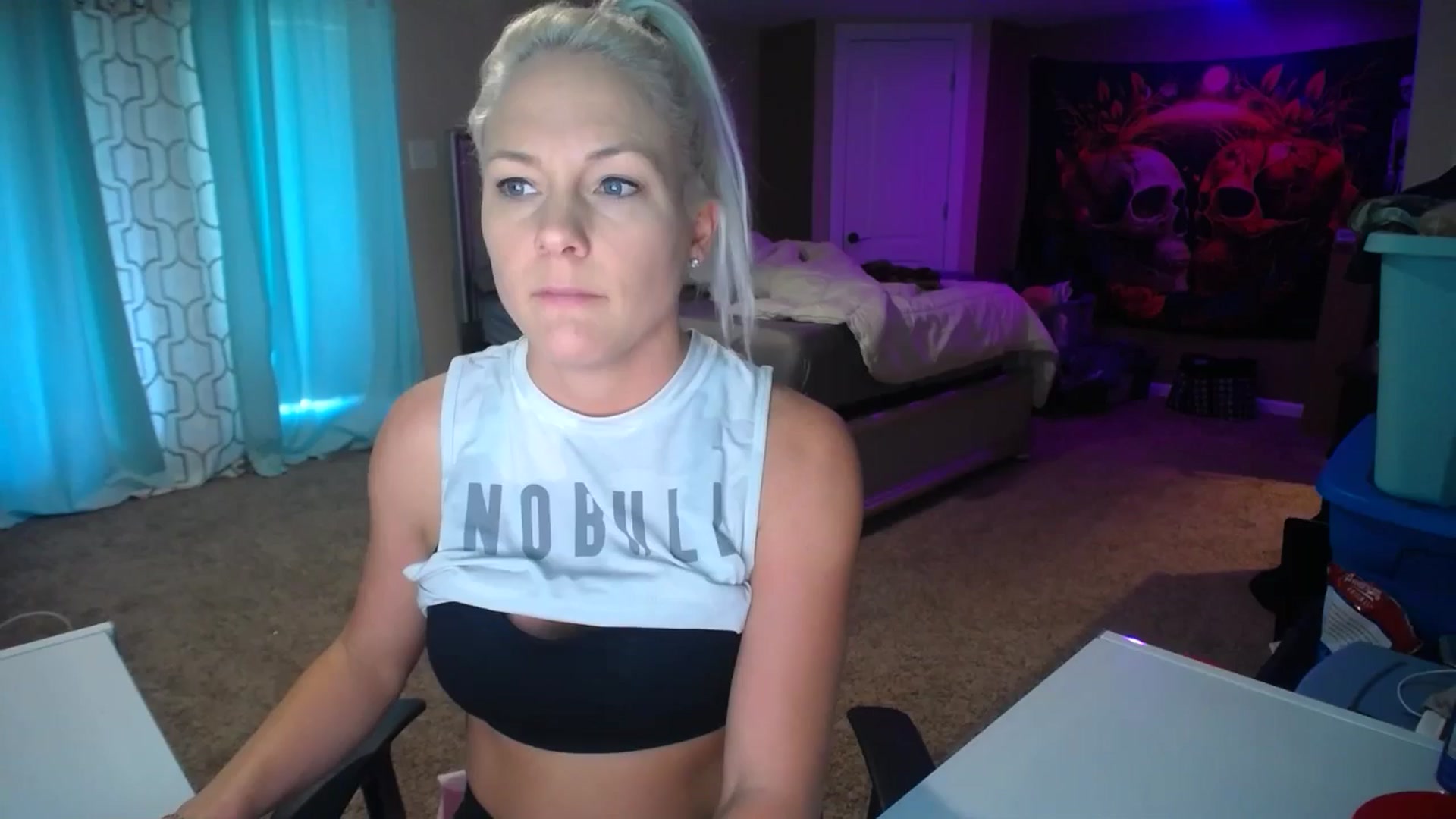 Gallery image thumbnail from AshlynnStorm's myfreecams stream on, 11/26/2024, 18:55 image 5 of 20