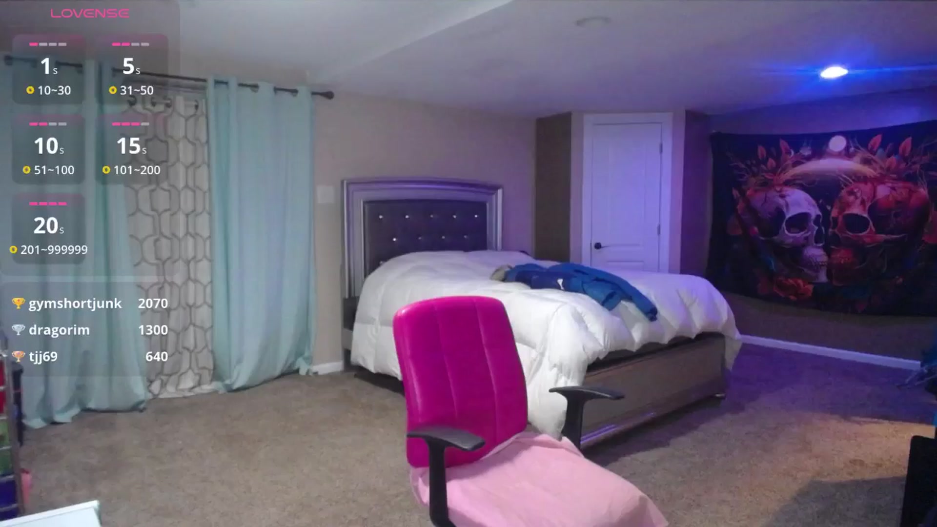 Gallery image thumbnail from AshlynnStorm's myfreecams stream on, 01/03/2025, 08:29 image 16 of 20