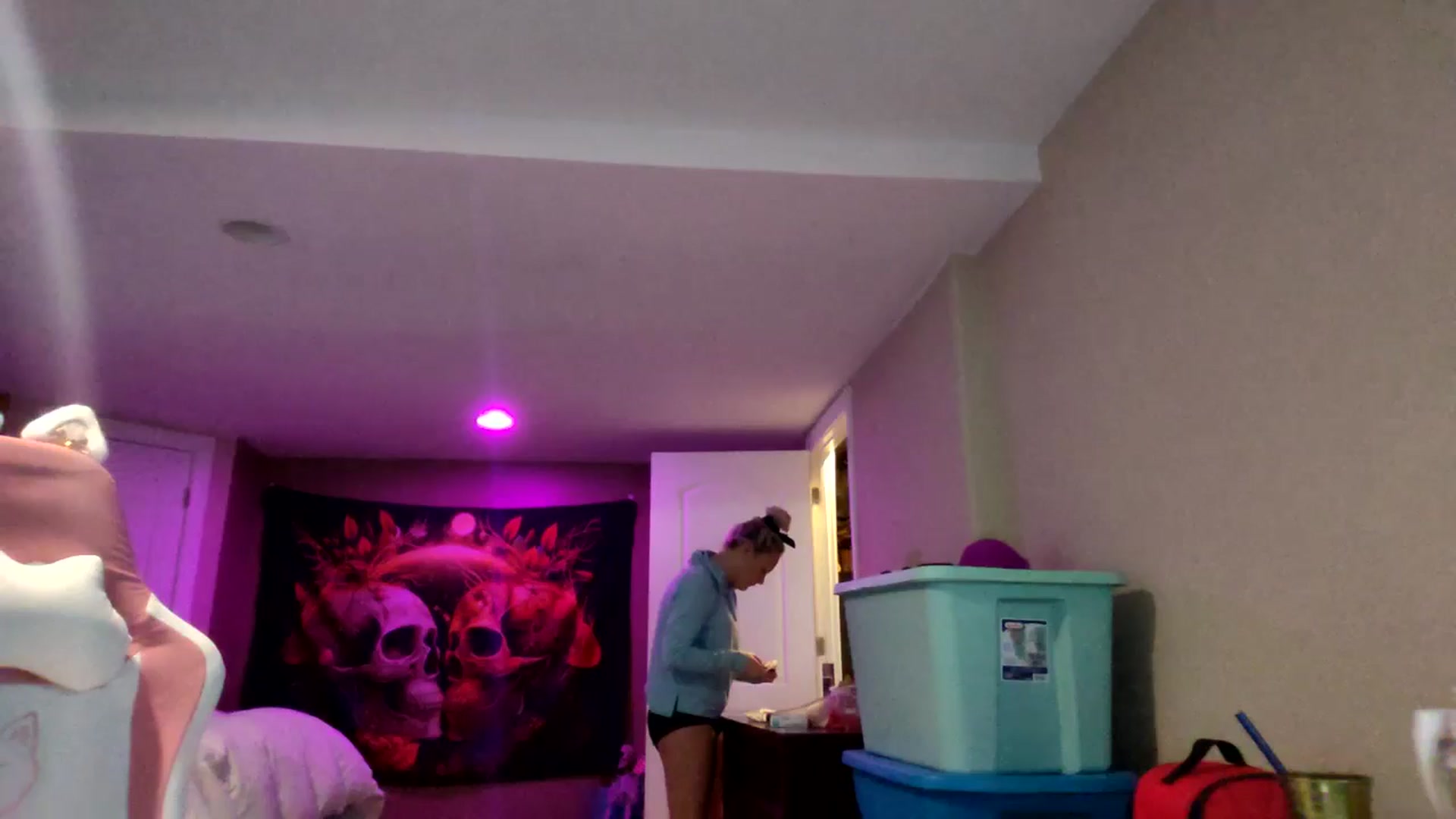 Gallery image thumbnail from AshlynnStorm's myfreecams stream on, 01/28/2025, 18:44 image 20 of 20