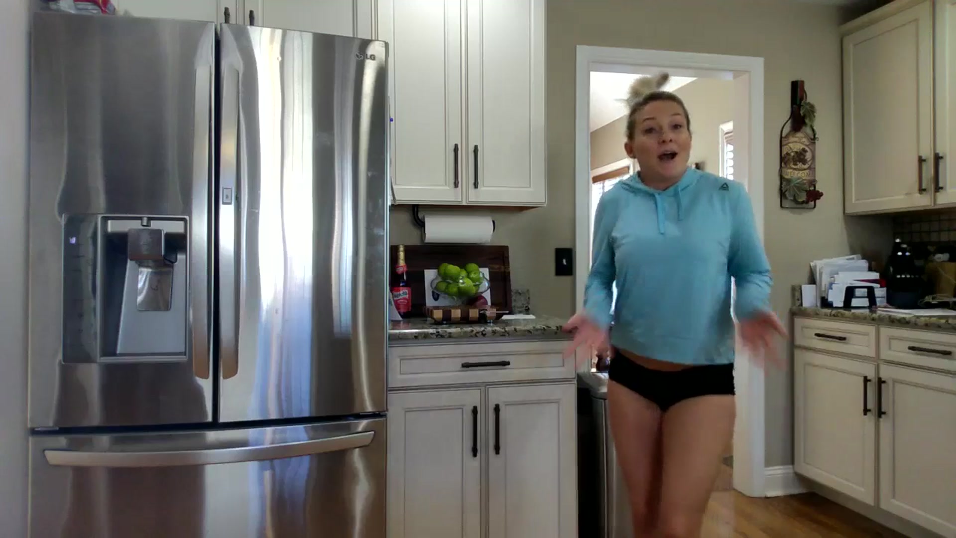 Gallery image thumbnail from AshlynnStorm's myfreecams stream on, 01/28/2025, 18:44 image 8 of 20