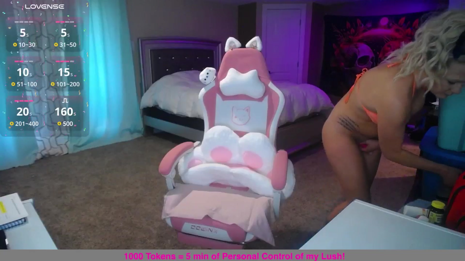 Gallery image thumbnail from AshlynnStorm's myfreecams stream on, 01/28/2025, 22:14 image 18 of 20