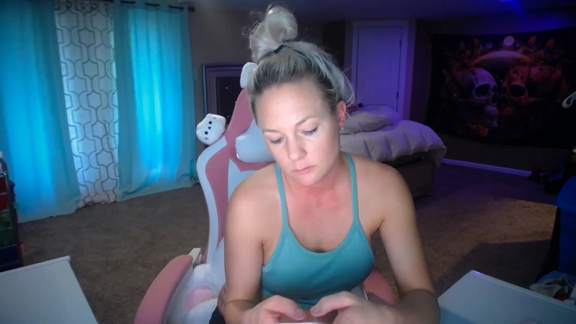 Gallery image thumbnail from AshlynnStorm's myfreecams stream on, 02/03/2025, 19:33 image 7 of 20