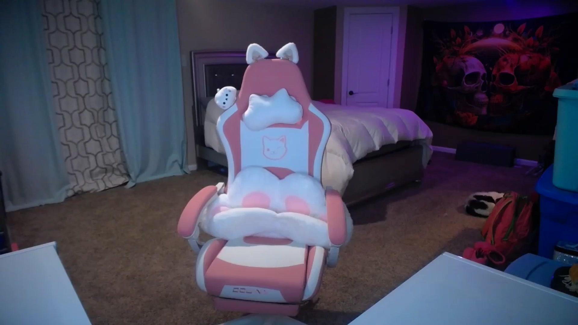 Gallery image thumbnail from AshlynnStorm's myfreecams stream on, 02/10/2025, 04:49 image 19 of 20