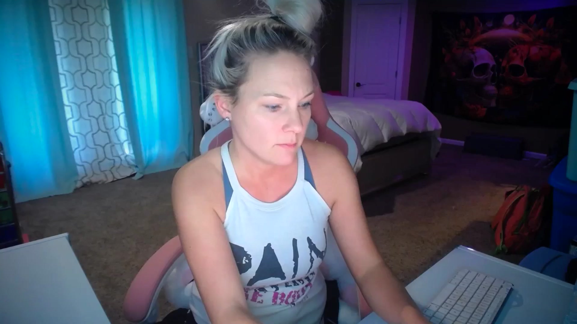 Gallery image thumbnail from AshlynnStorm's myfreecams stream on, 02/10/2025, 21:14 image 1 of 20