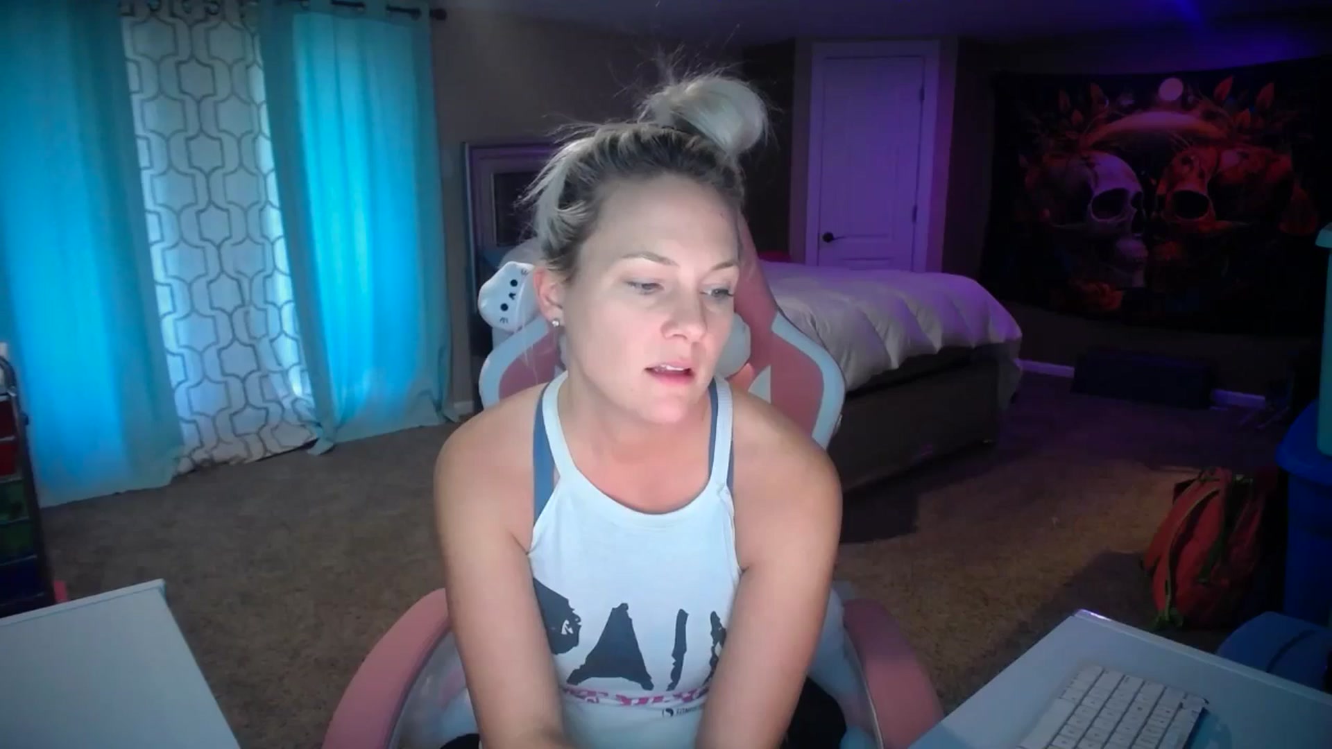 Gallery image thumbnail from AshlynnStorm's myfreecams stream on, 02/10/2025, 21:14 image 19 of 20