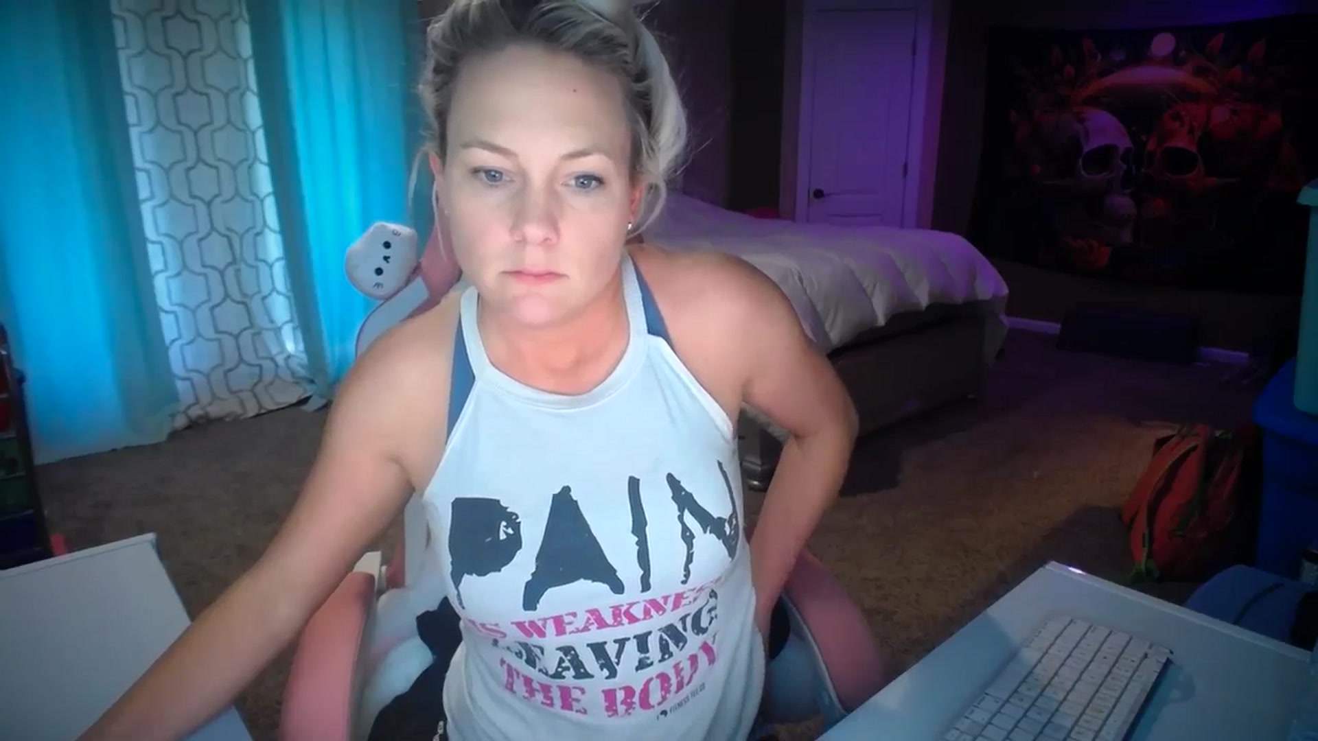 Gallery image thumbnail from AshlynnStorm's myfreecams stream on, 02/10/2025, 21:14 image 7 of 20