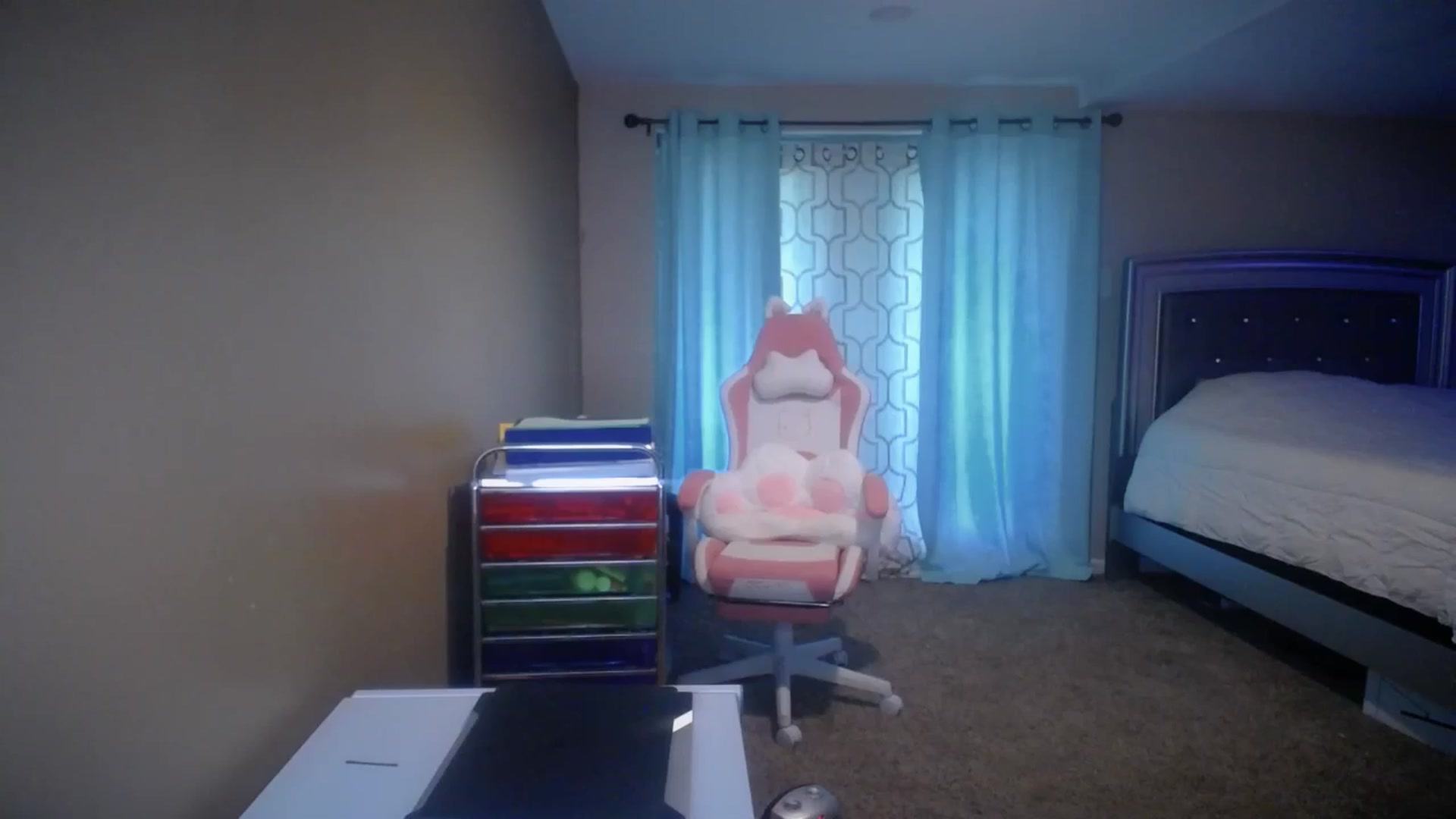 Gallery image thumbnail from AshlynnStorm's myfreecams stream on, 04/15/2025, 20:59 image 20 of 20