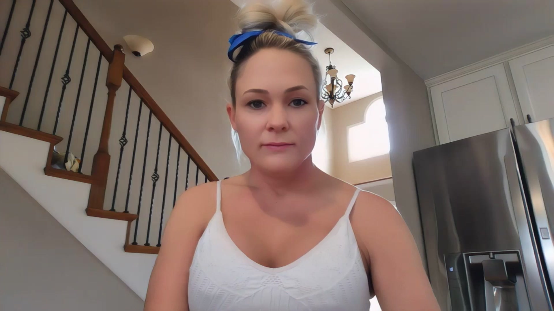 Gallery image thumbnail from AshlynnStorm's myfreecams stream on, 04/17/2025, 21:09 image 12 of 20