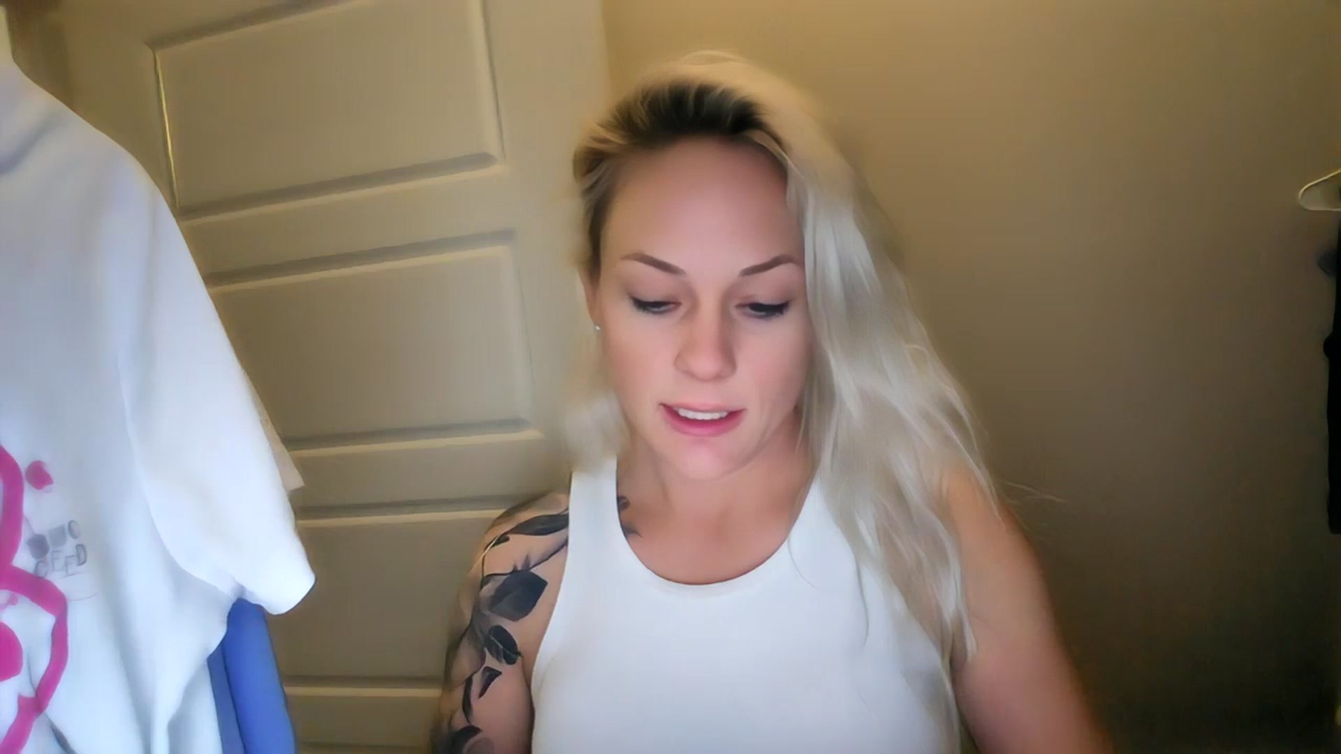 Gallery image thumbnail from AshlynnStorm's myfreecams stream on, 04/23/2026, 08:09 image 16 of 20