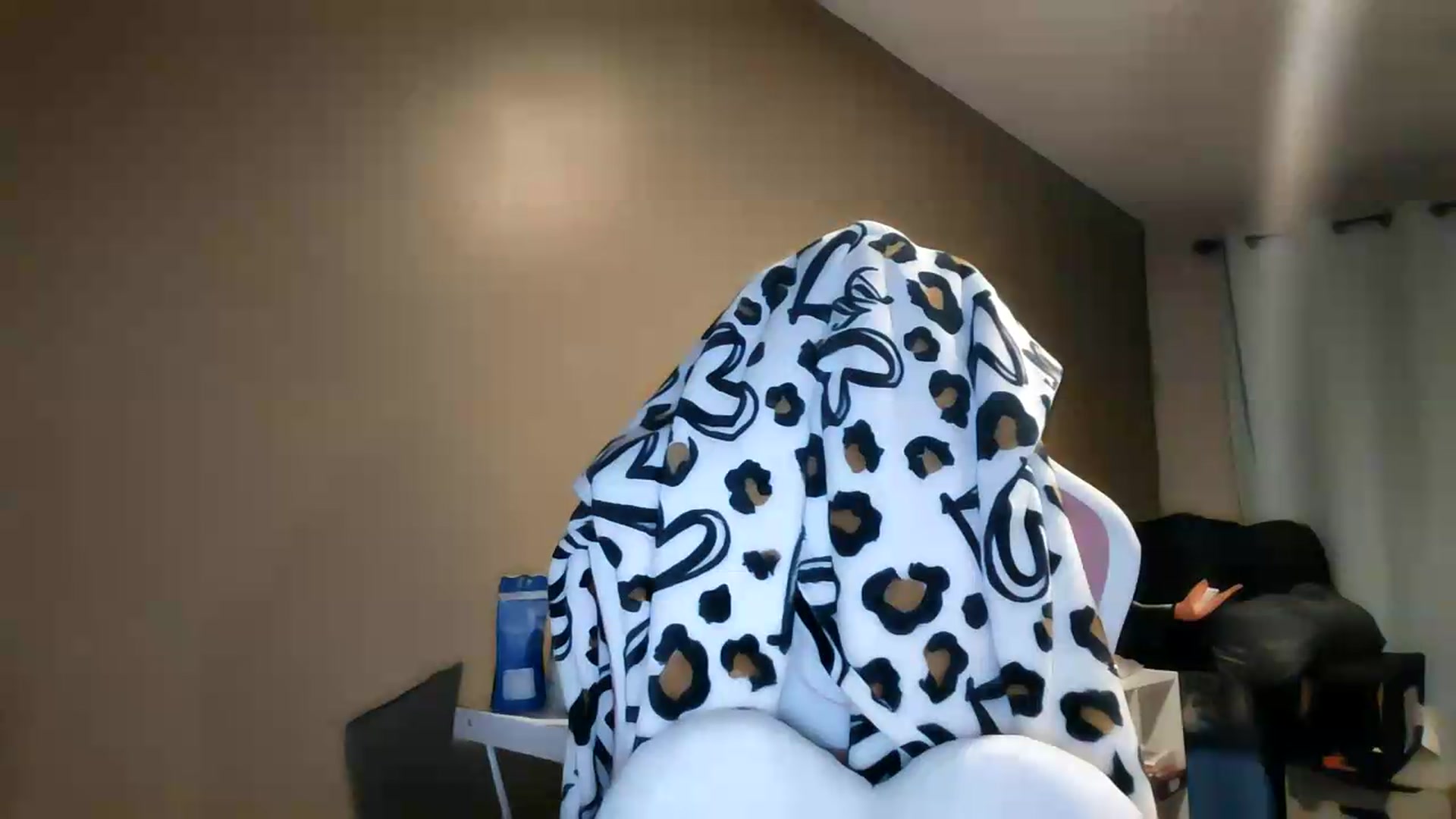 Gallery image thumbnail from AshlynnStorm's myfreecams stream on, 06/19/2026, 08:34 image 12 of 20