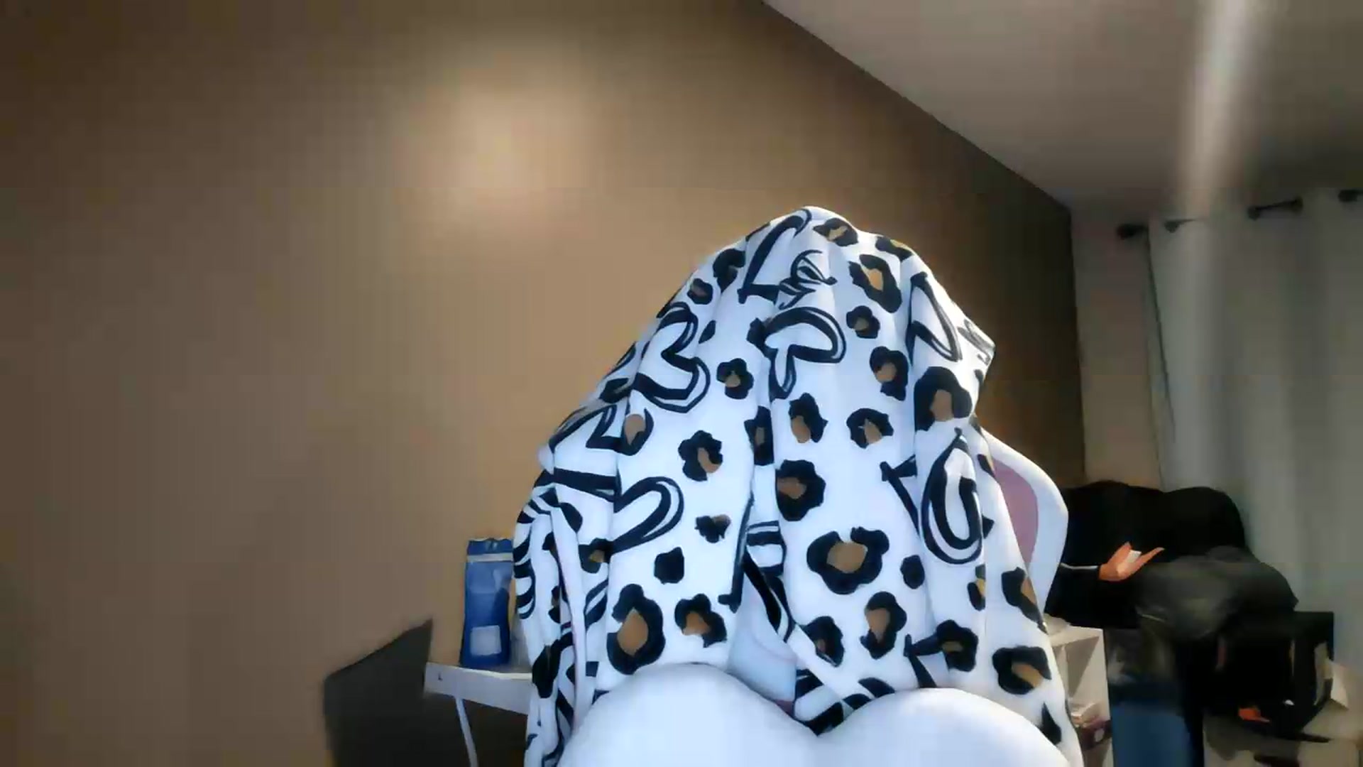 Gallery image thumbnail from AshlynnStorm's myfreecams stream on, 06/19/2026, 08:34 image 11 of 20