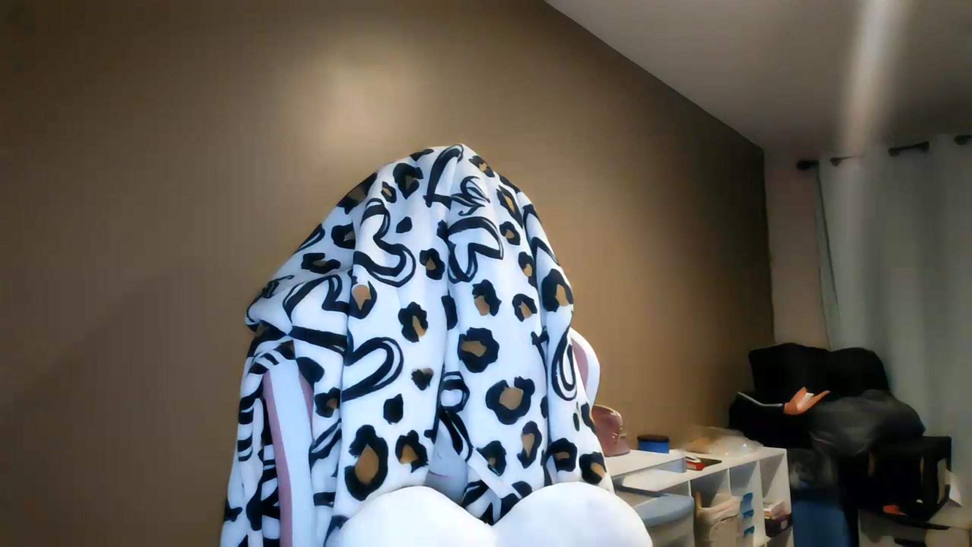 Gallery image thumbnail from AshlynnStorm's myfreecams stream on, 06/19/2026, 08:34 image 7 of 20