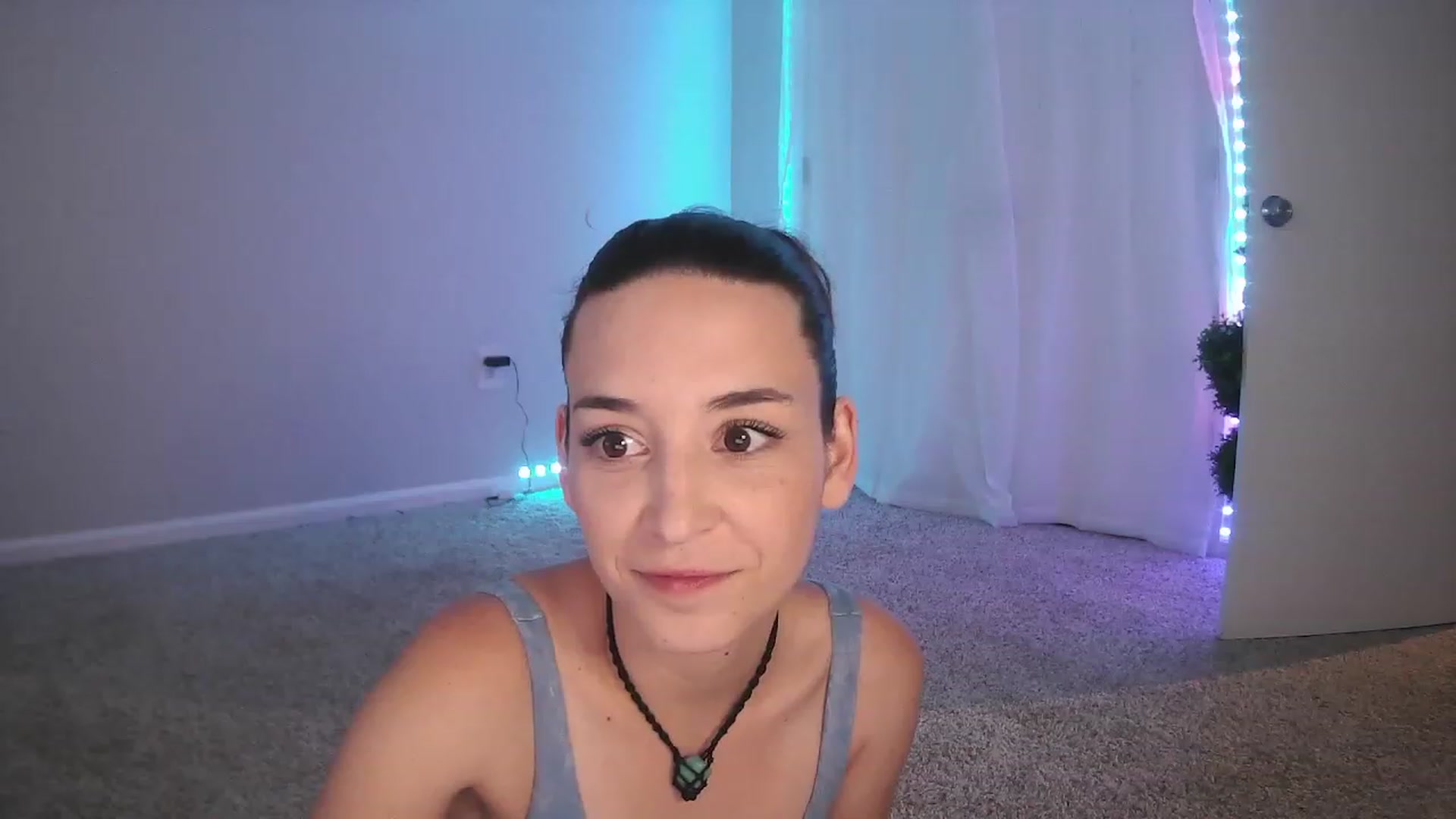 Gallery image thumbnail from Ashlynn_Jayy's myfreecams stream on, 07/20/2023, 16:50 image 16 of 20