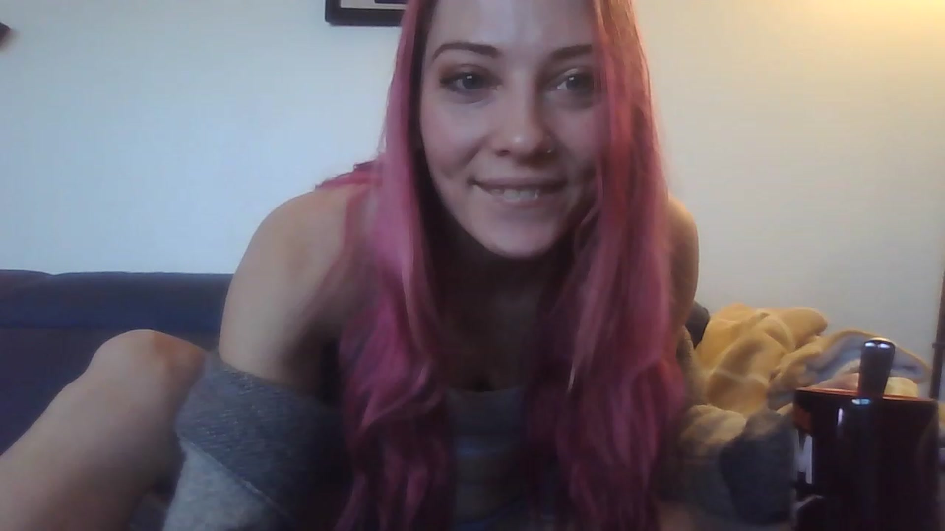 Gallery image thumbnail from Ashlynnelocks's myfreecams stream on, 12/05/2022, 16:00 image 5 of 20