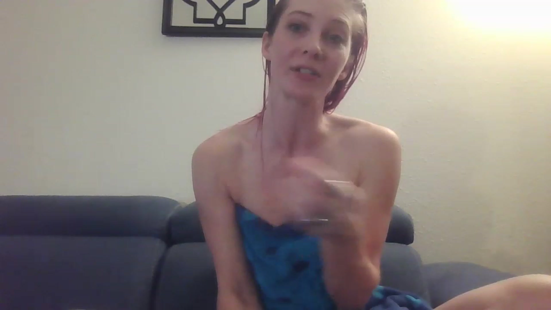 Gallery image thumbnail from Ashlynnelocks's myfreecams stream on, 12/06/2022, 24:59 image 12 of 20