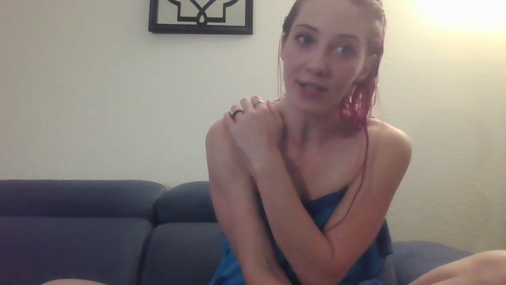 Gallery image thumbnail from Ashlynnelocks's myfreecams stream on, 12/06/2022, 24:59 image 15 of 20