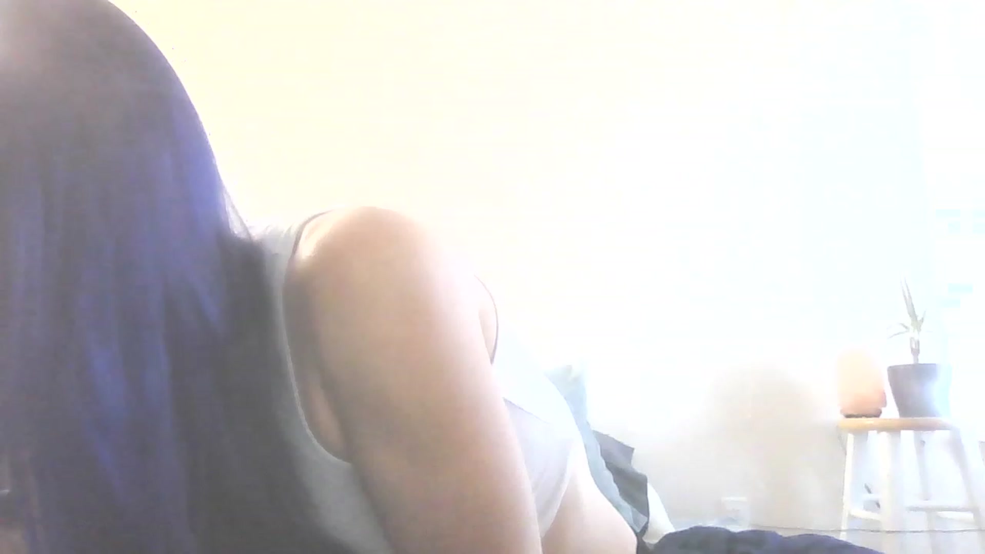Gallery image thumbnail from Ashlynnelocks's myfreecams stream on, 12/12/2022, 23:00 image 19 of 20