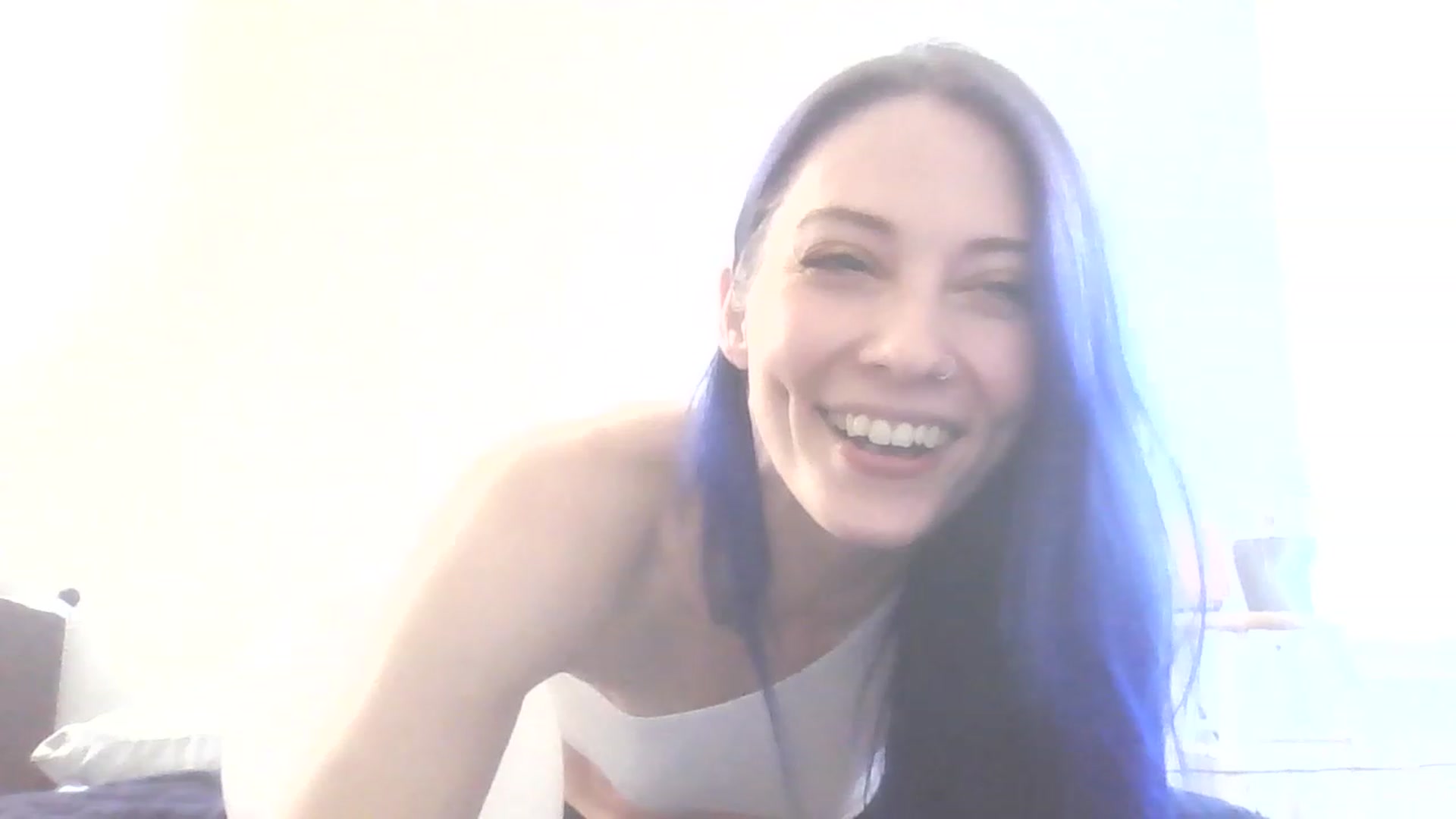 Gallery image thumbnail from Ashlynnelocks's myfreecams stream on, 12/12/2022, 23:00 image 6 of 20
