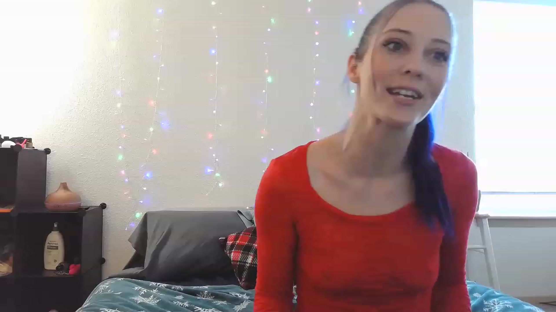Gallery image thumbnail from Ashlynnelocks's myfreecams stream on, 12/15/2022, 22:47 image 20 of 20