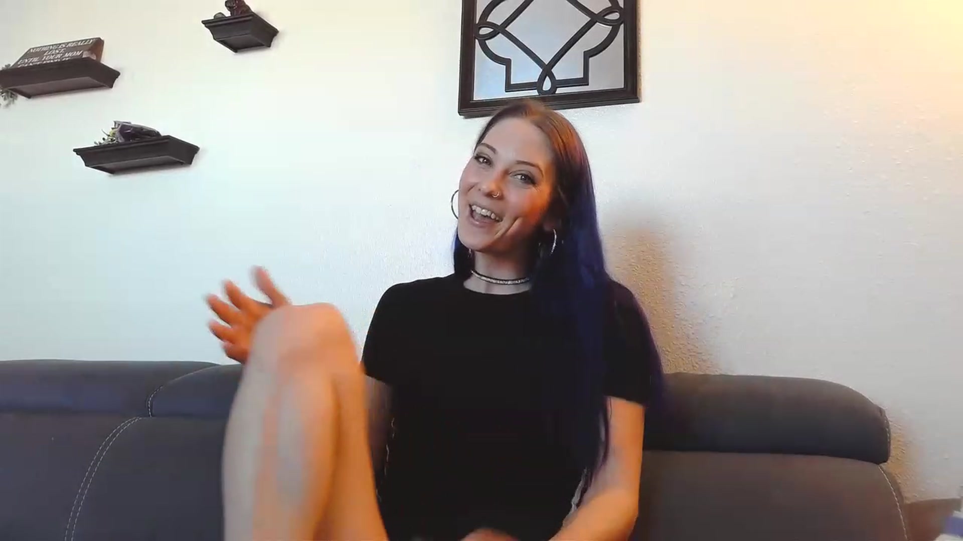 Gallery image thumbnail from Ashlynnelocks's myfreecams stream on, 12/16/2022, 21:54 image 20 of 20