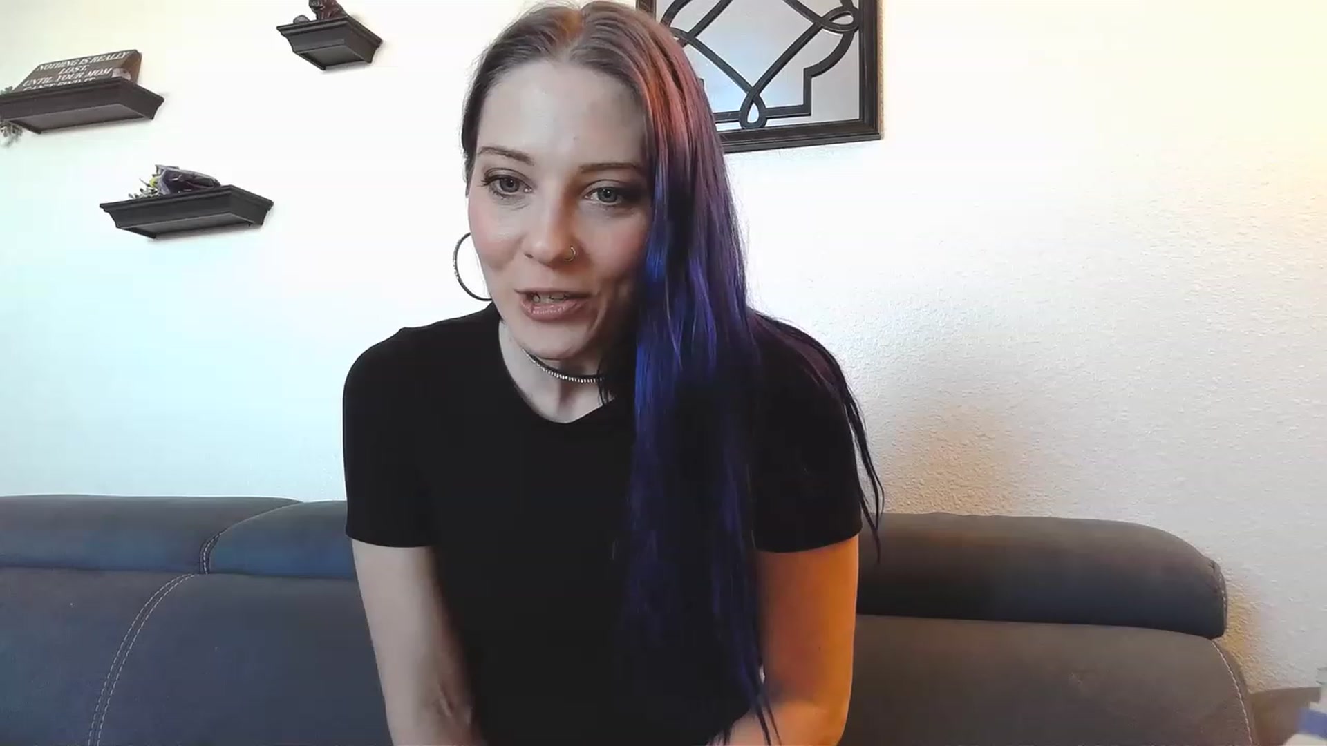 Gallery image thumbnail from Ashlynnelocks's myfreecams stream on, 12/16/2022, 21:54 image 13 of 20