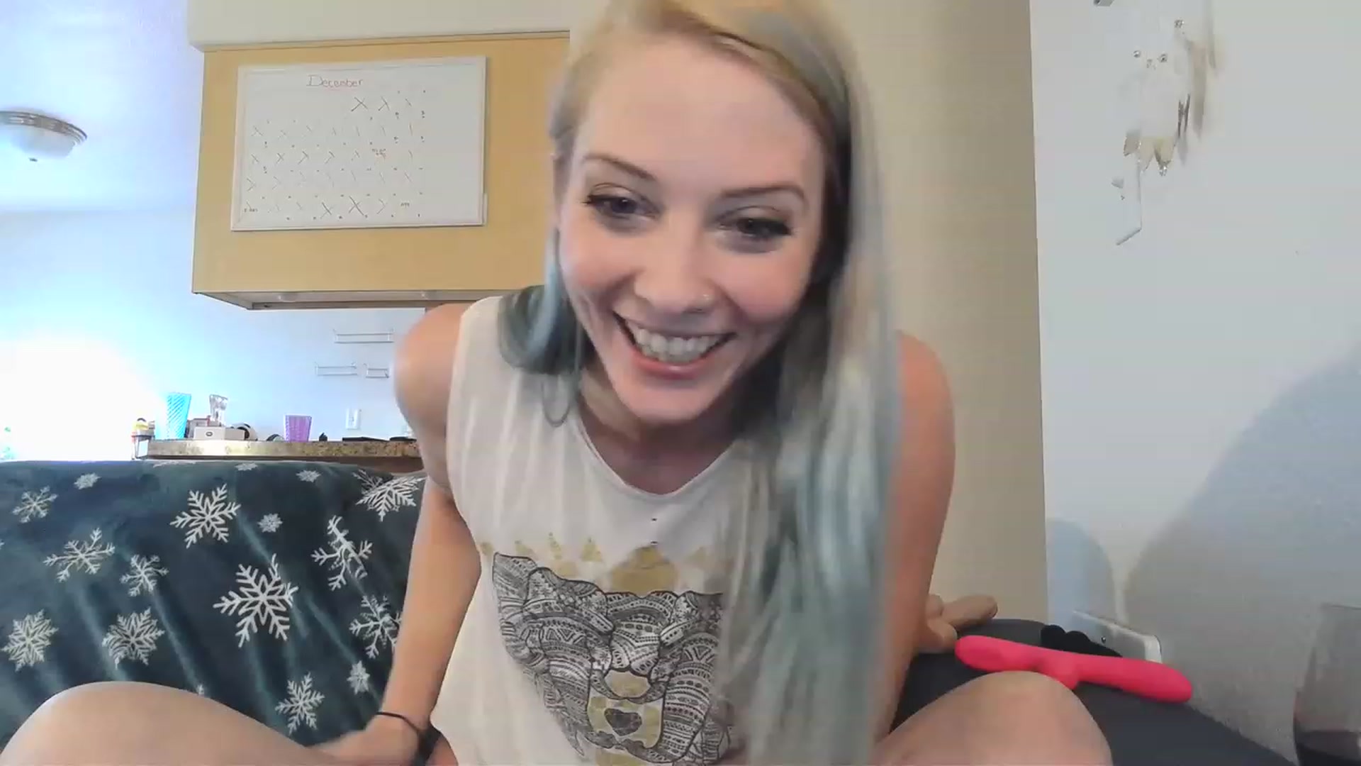 Gallery image thumbnail from Ashlynnelocks's myfreecams stream on, 01/04/2023, 23:09 image 2 of 20