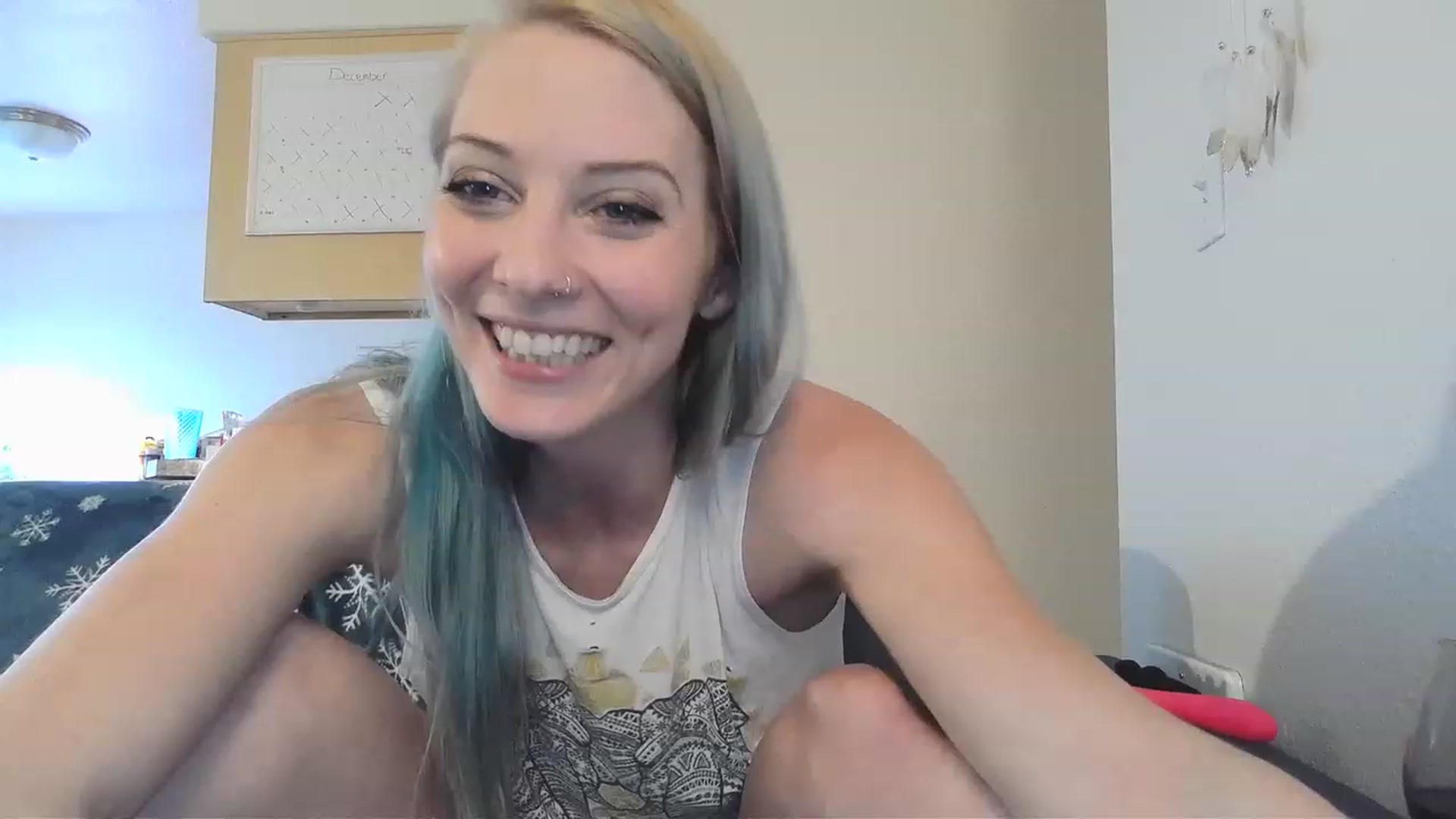 Gallery image thumbnail from Ashlynnelocks's myfreecams stream on, 01/04/2023, 23:09 image 18 of 20