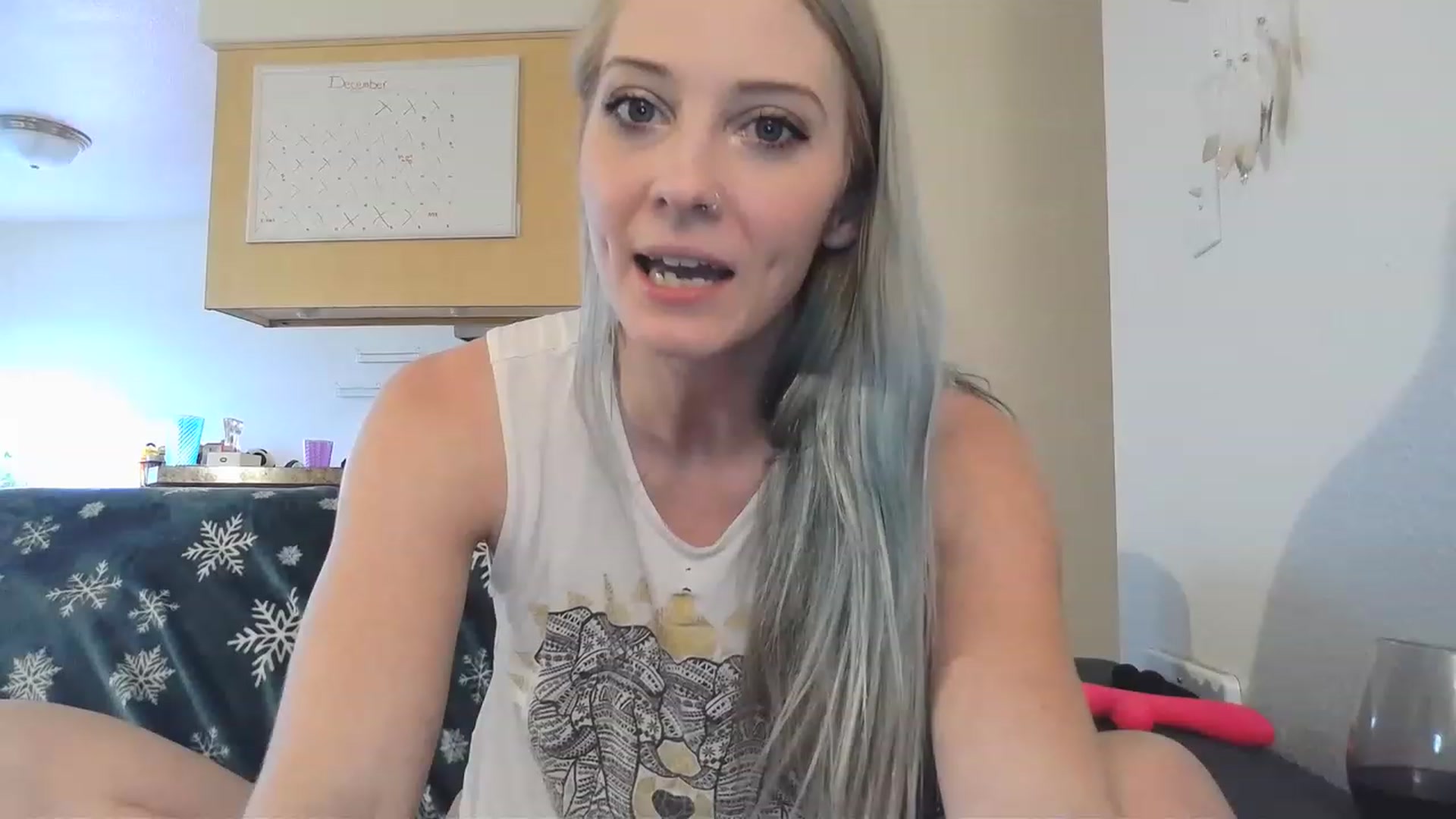 Gallery image thumbnail from Ashlynnelocks's myfreecams stream on, 01/04/2023, 23:09 image 9 of 20