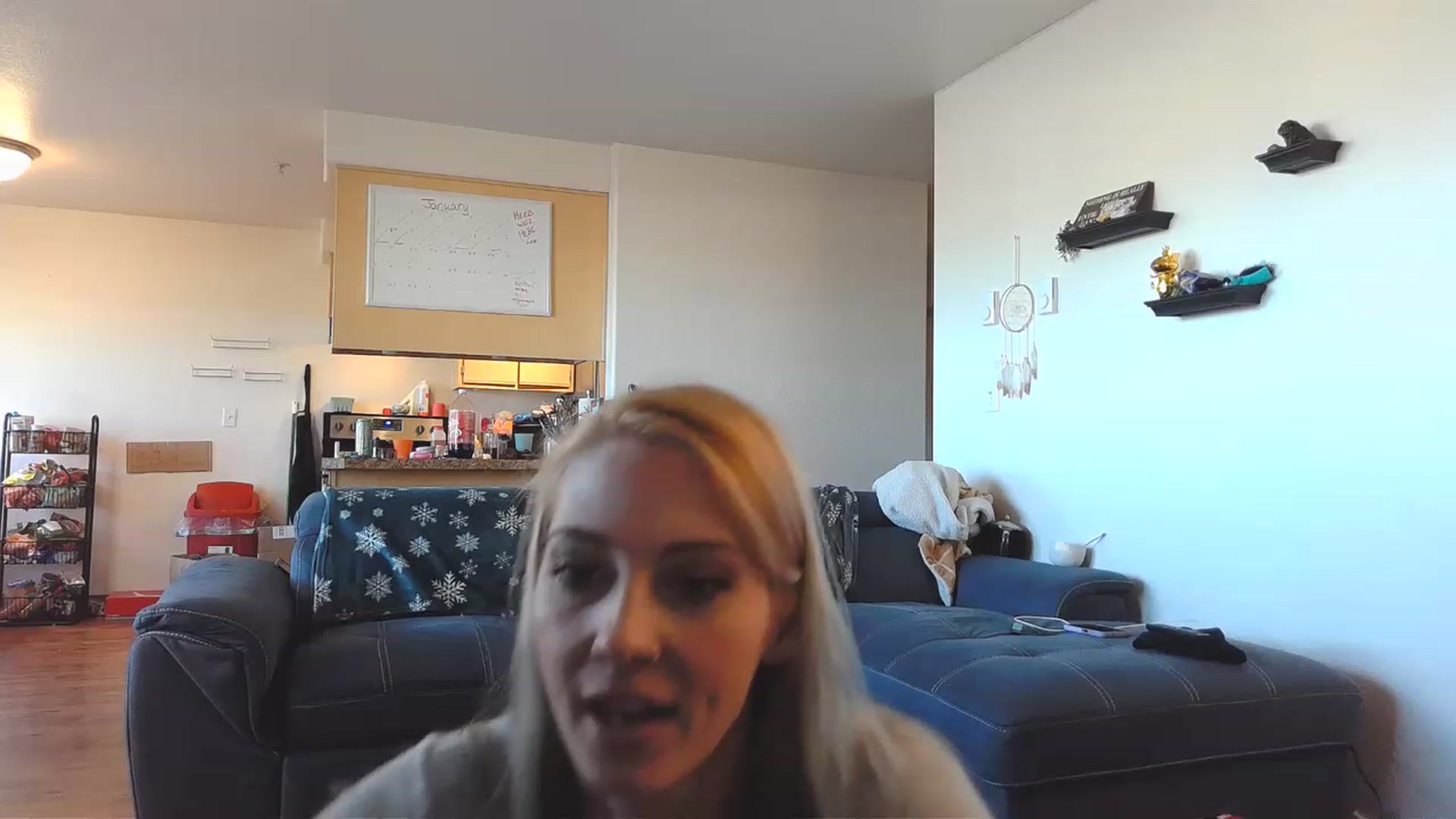 Gallery image thumbnail from Ashlynnelocks's myfreecams stream on, 01/17/2023, 22:19 image 15 of 20