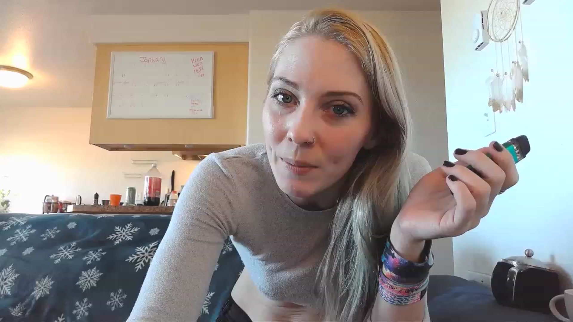 Gallery image thumbnail from Ashlynnelocks's myfreecams stream on, 01/17/2023, 23:03 image 1 of 20