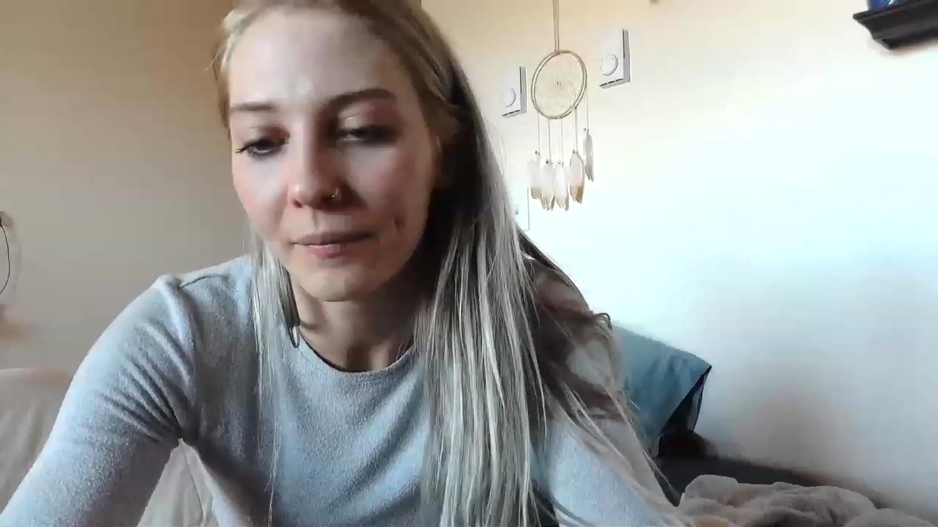 Gallery image thumbnail from Ashlynnelocks's myfreecams stream on, 01/28/2023, 01:26 image 7 of 20