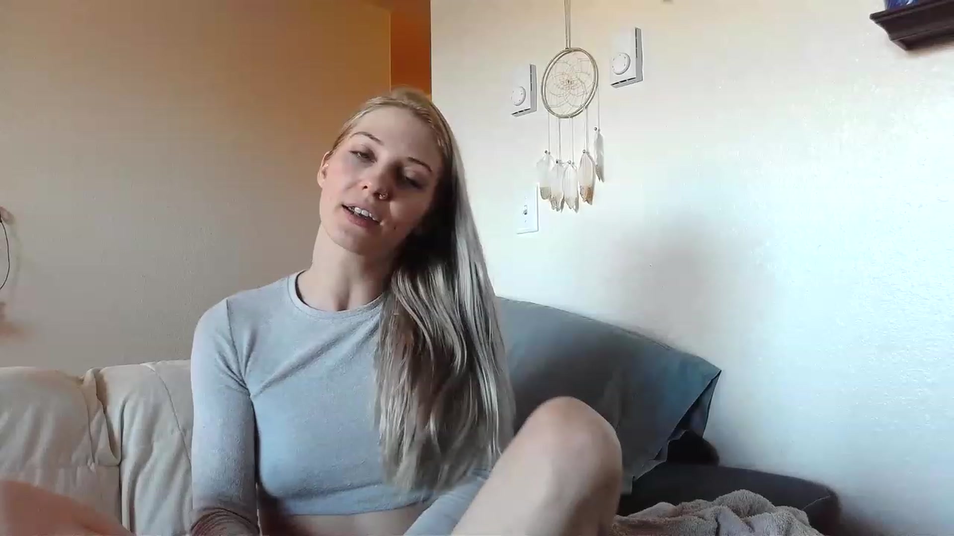 Gallery image thumbnail from Ashlynnelocks's myfreecams stream on, 01/28/2023, 01:26 image 9 of 20