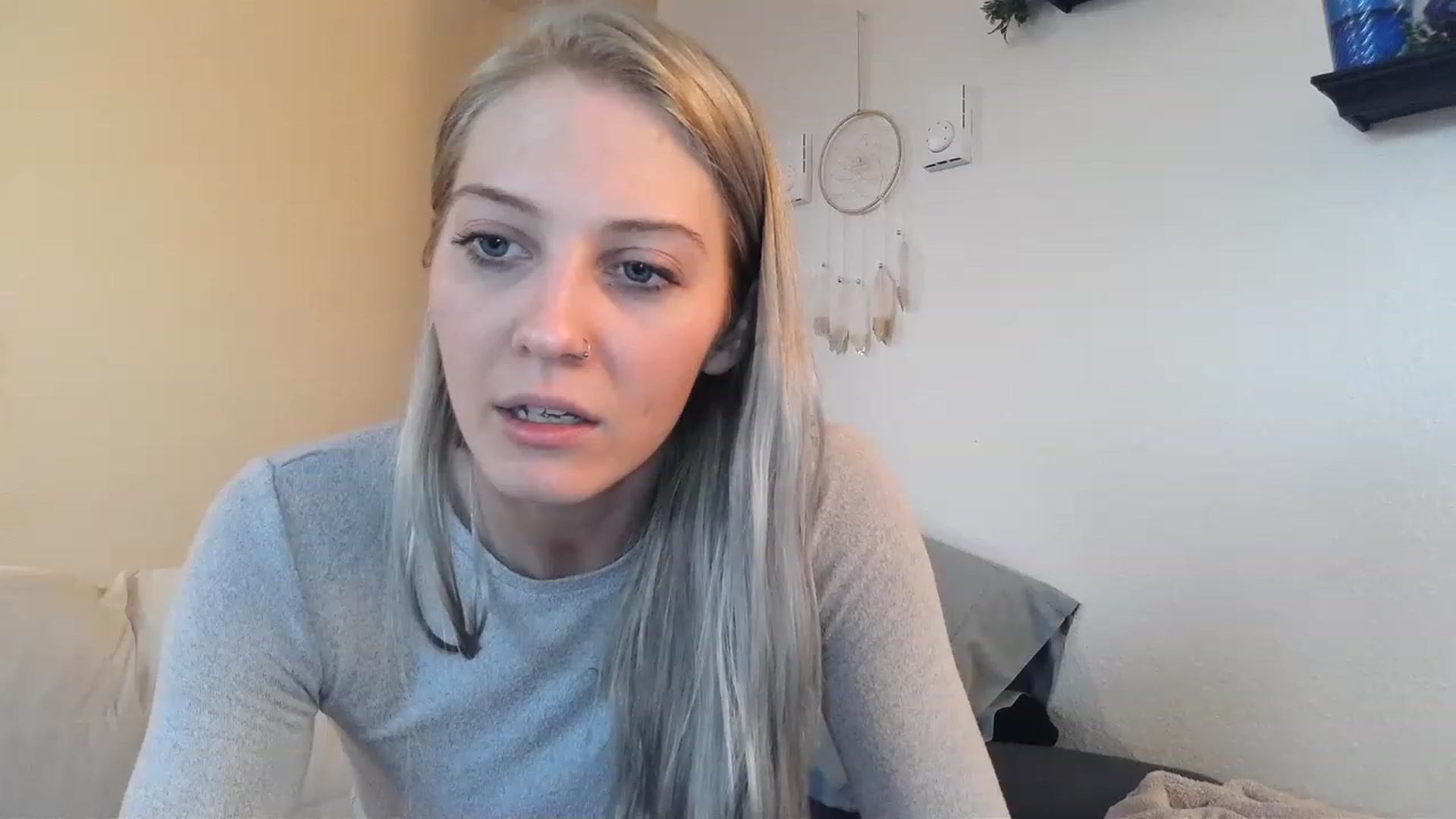Gallery image thumbnail from Ashlynnelocks's myfreecams stream on, 01/28/2023, 01:26 image 17 of 20