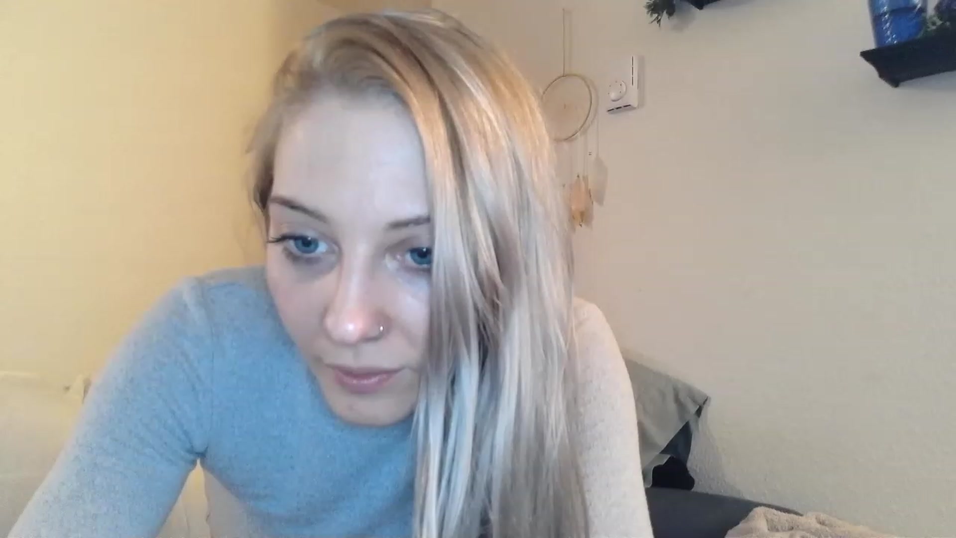 Gallery image thumbnail from Ashlynnelocks's myfreecams stream on, 01/28/2023, 01:52 image 19 of 20