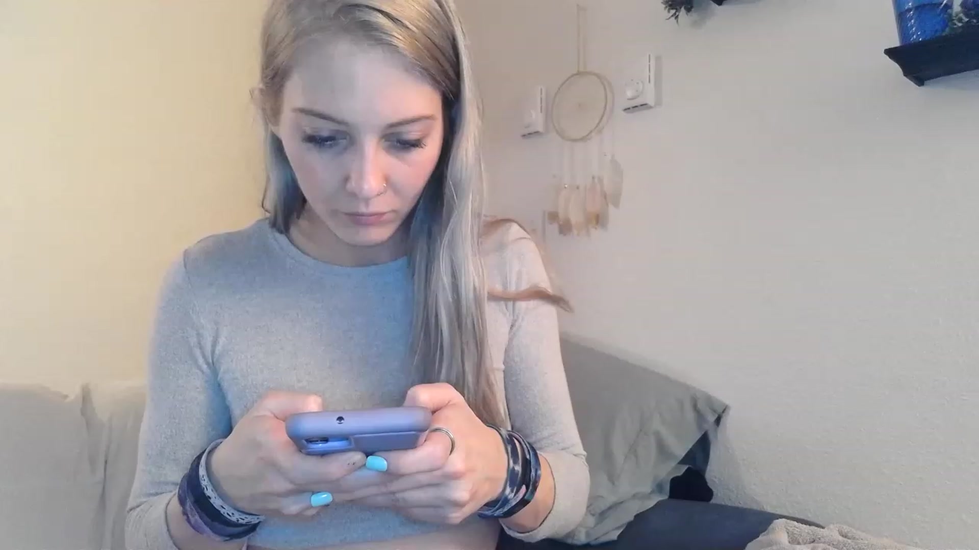 Gallery image thumbnail from Ashlynnelocks's myfreecams stream on, 01/28/2023, 01:52 image 9 of 20