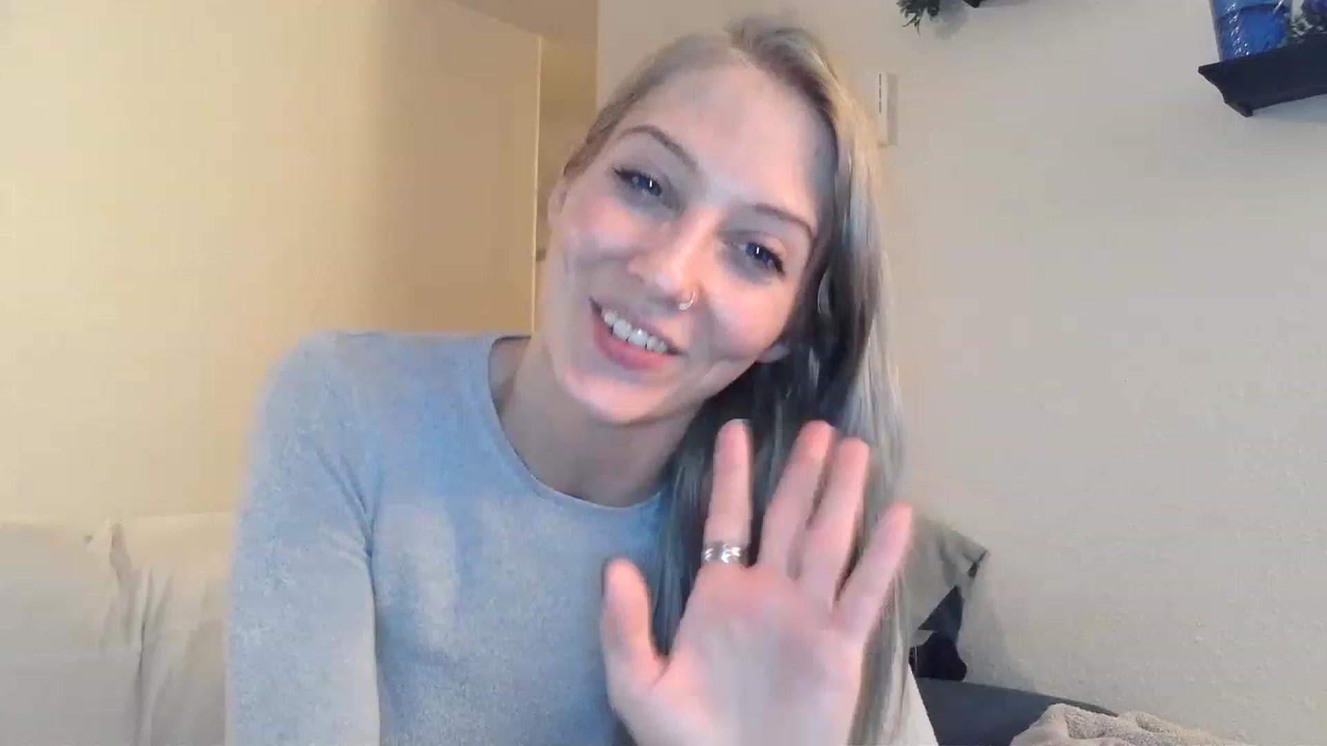 Gallery image thumbnail from Ashlynnelocks's myfreecams stream on, 01/28/2023, 01:52 image 17 of 20