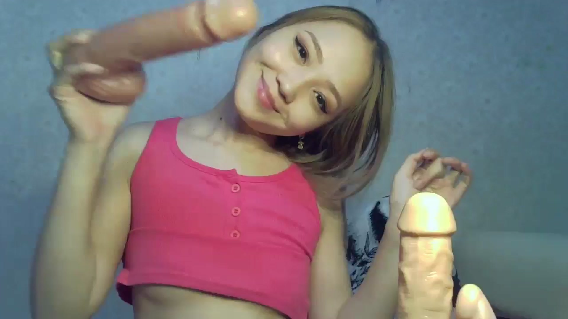 Gallery image thumbnail from AsiCuteBaby's myfreecams stream on, 05/05/2024, 18:19 image 6 of 20