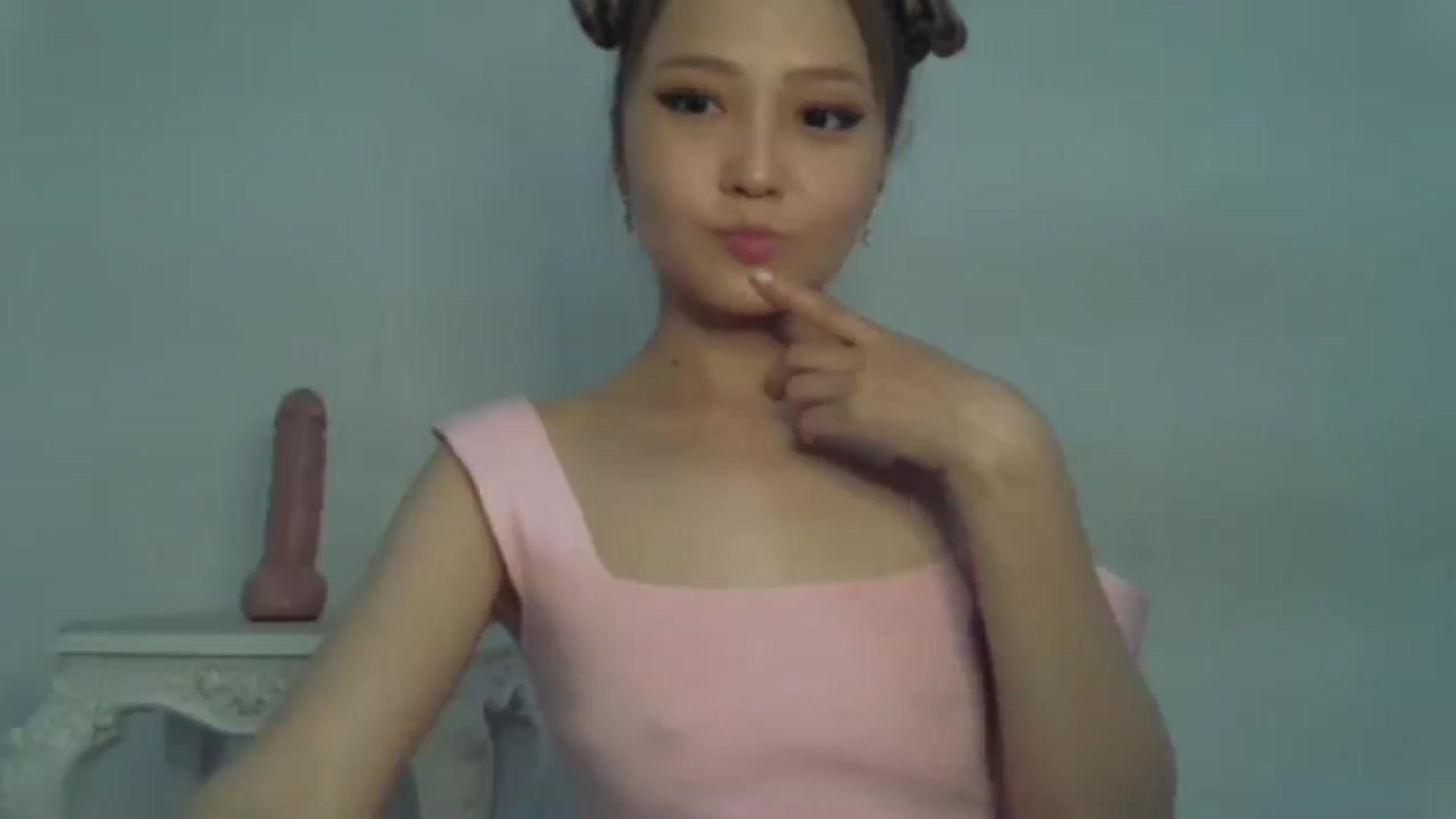 Gallery image thumbnail from AsiCuteBaby's myfreecams stream on, 07/05/2024, 12:32 image 16 of 20