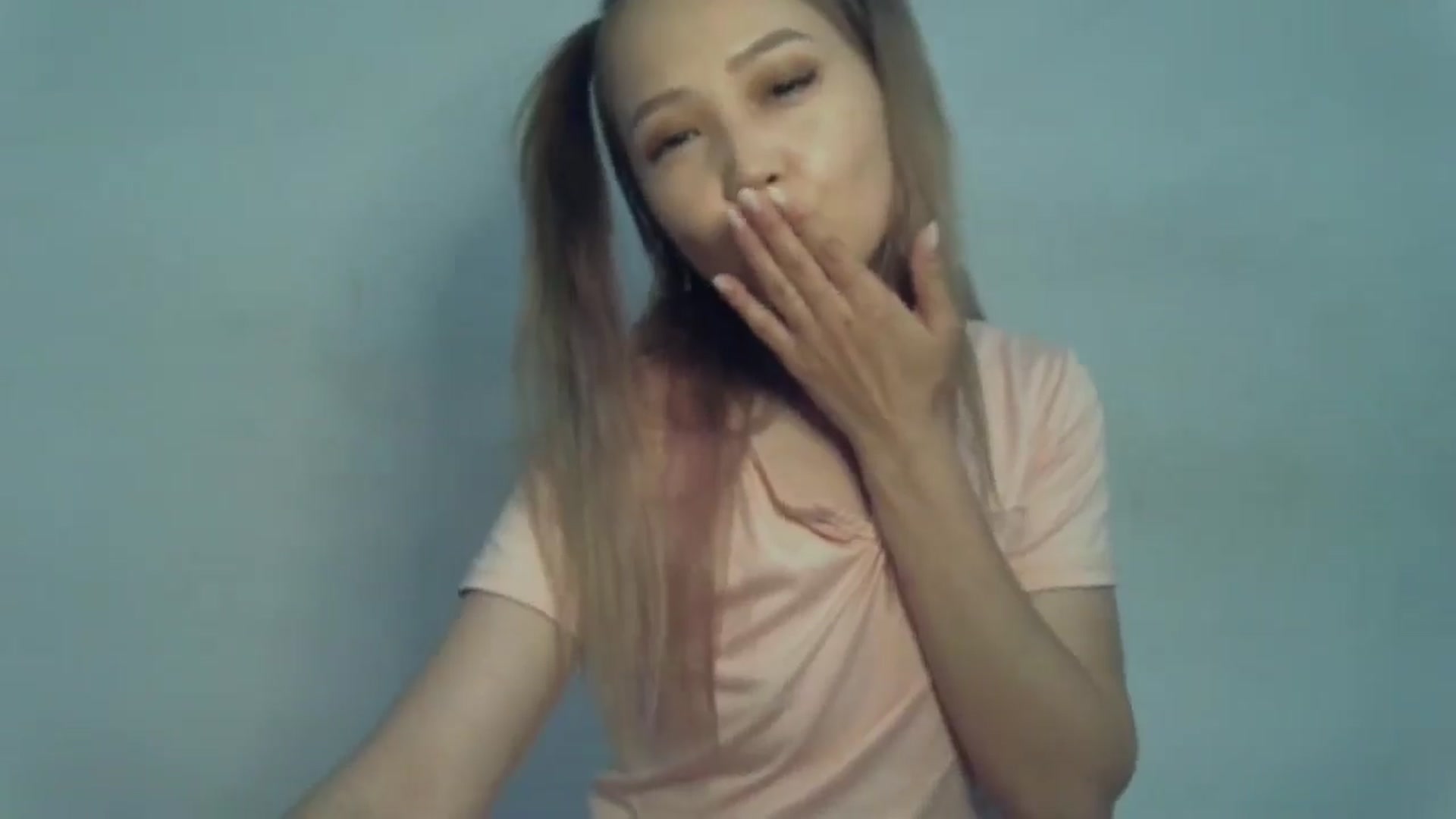 Gallery image thumbnail from AsiCuteBaby's myfreecams stream on, 07/16/2024, 13:04 image 12 of 20