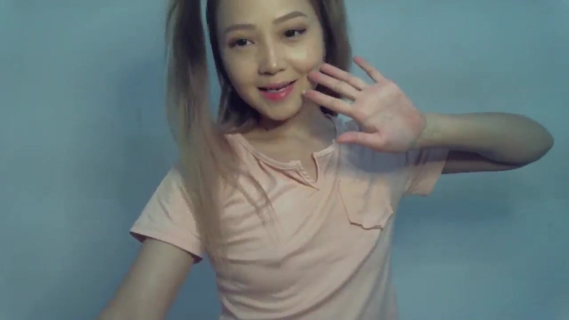 Gallery image thumbnail from AsiCuteBaby's myfreecams stream on, 07/16/2024, 13:04 image 17 of 20