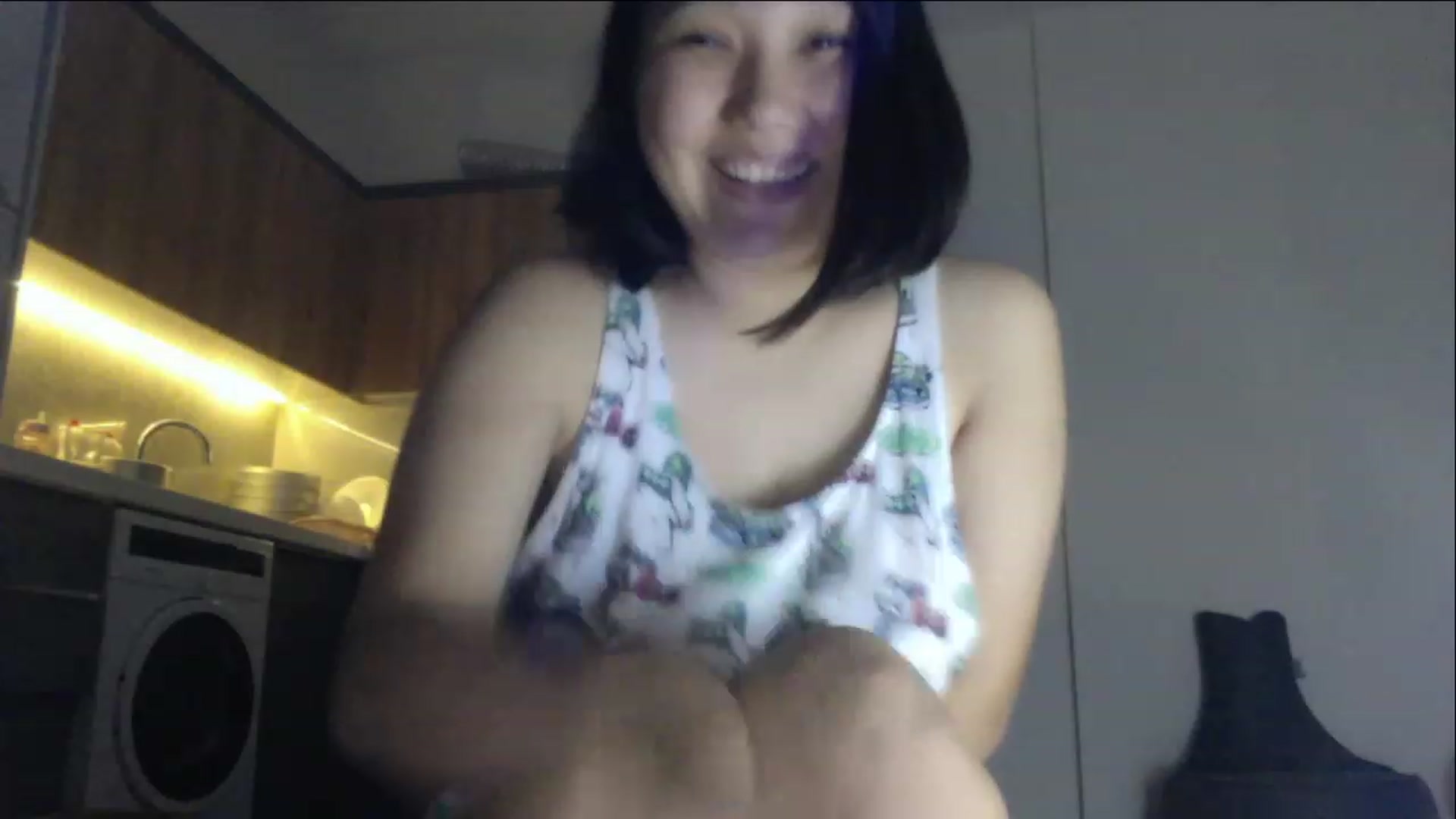Gallery image thumbnail from AsianAkame's myfreecams stream on, 12/15/2022, 23:43 image 18 of 20