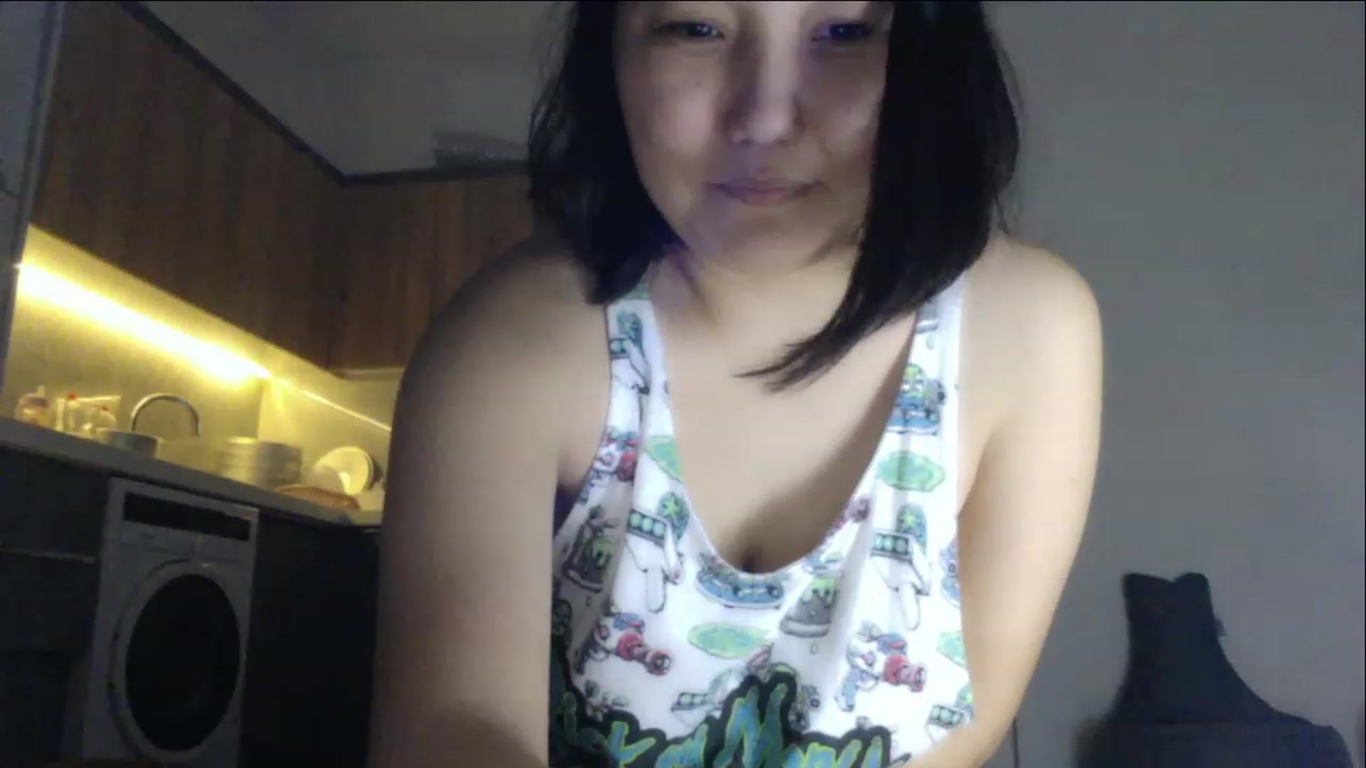 Gallery image thumbnail from AsianAkame's myfreecams stream on, 12/15/2022, 23:43 image 17 of 20
