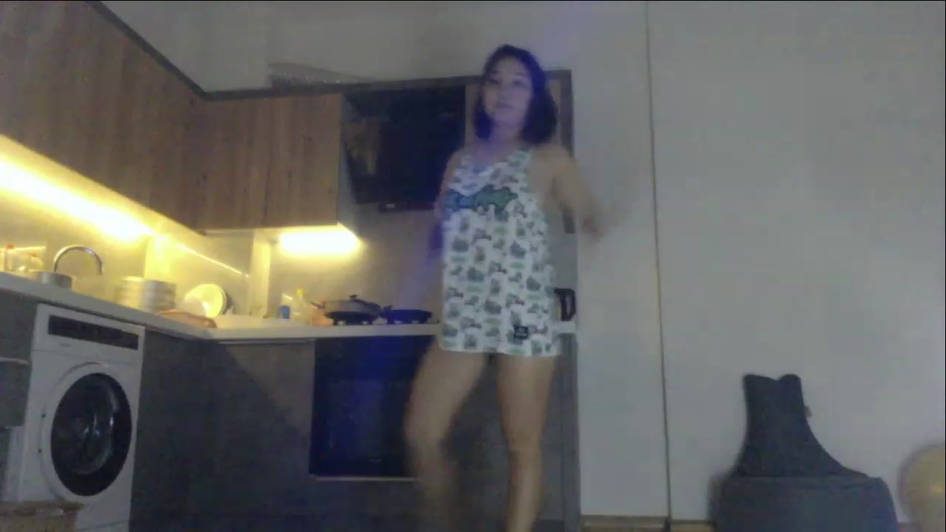 Gallery image thumbnail from AsianAkame's myfreecams stream on, 12/15/2022, 23:43 image 10 of 20