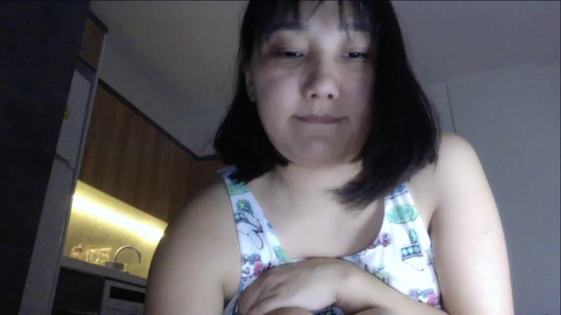 Gallery image thumbnail from AsianAkame's myfreecams stream on, 12/16/2022, 01:25 image 15 of 20