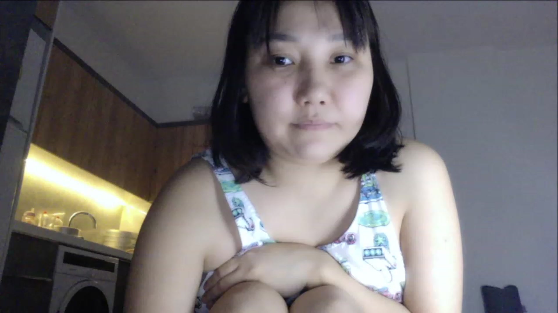 Gallery image thumbnail from AsianAkame's myfreecams stream on, 12/16/2022, 01:25 image 8 of 20