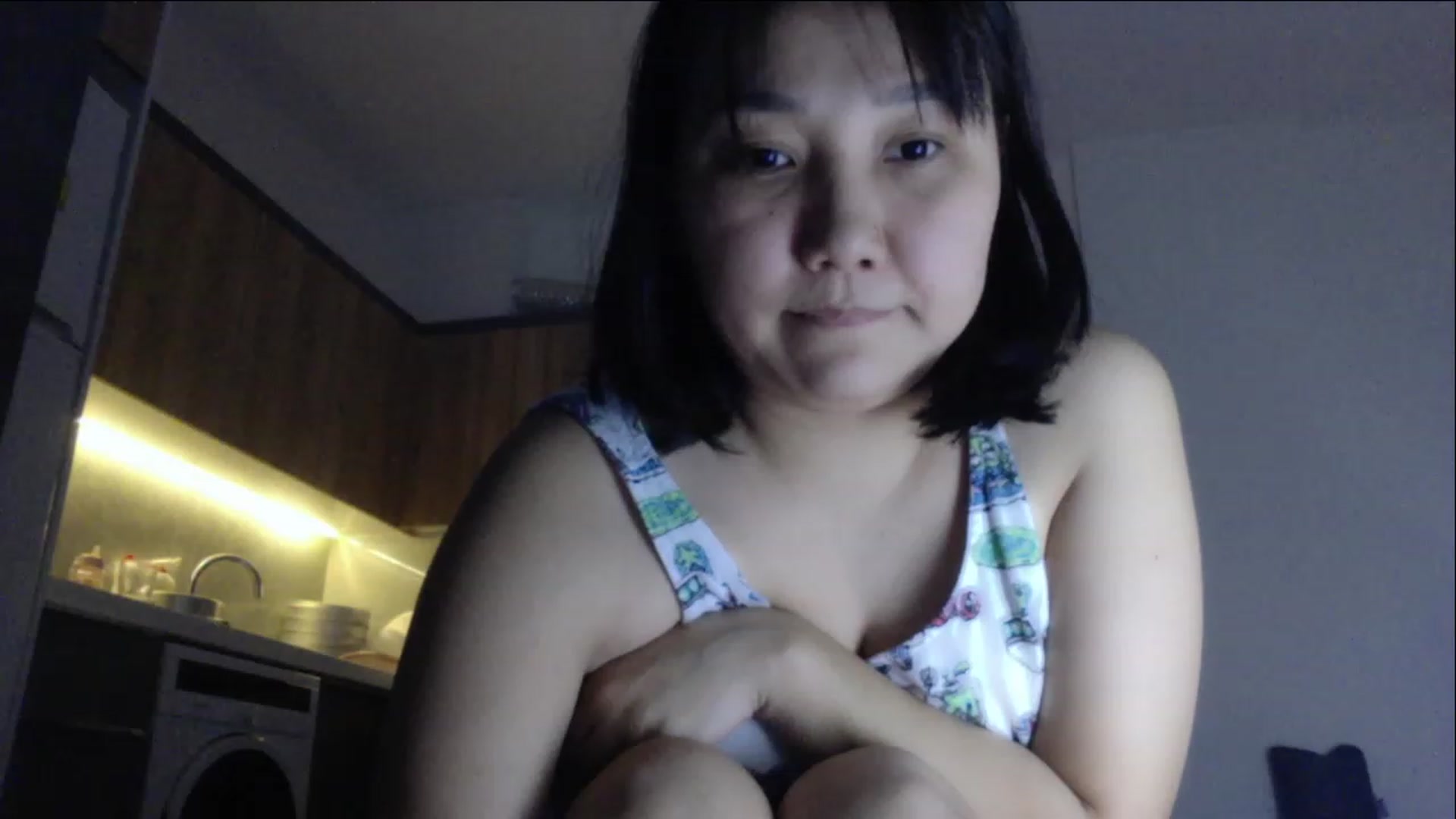 Gallery image thumbnail from AsianAkame's myfreecams stream on, 12/16/2022, 01:25 image 4 of 20