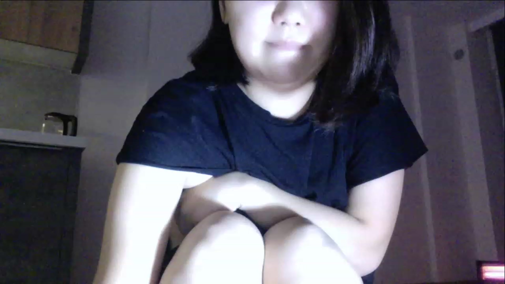 Gallery image thumbnail from AsianAkame's myfreecams stream on, 12/16/2022, 23:52 image 10 of 20