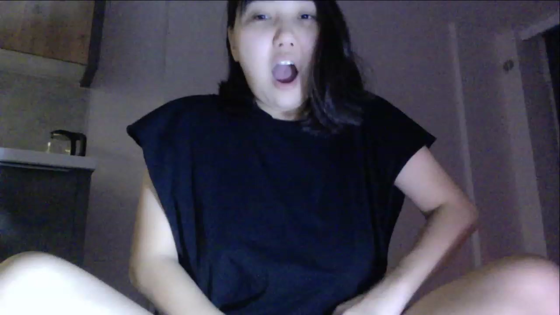 Gallery image thumbnail from AsianAkame's myfreecams stream on, 12/16/2022, 23:52 image 7 of 20