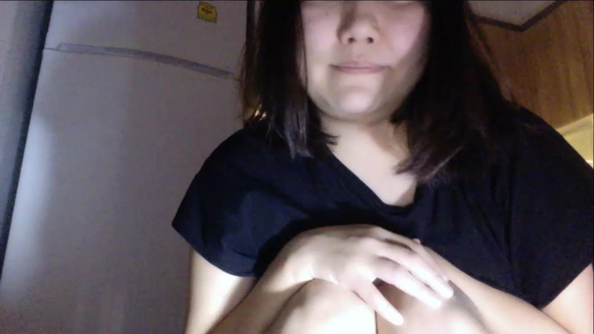 Gallery image thumbnail from AsianAkame's myfreecams stream on, 12/16/2022, 23:52 image 19 of 20